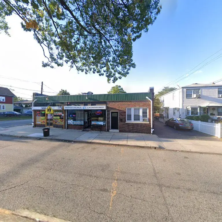 Dutch Hill Laundromat - Image 12