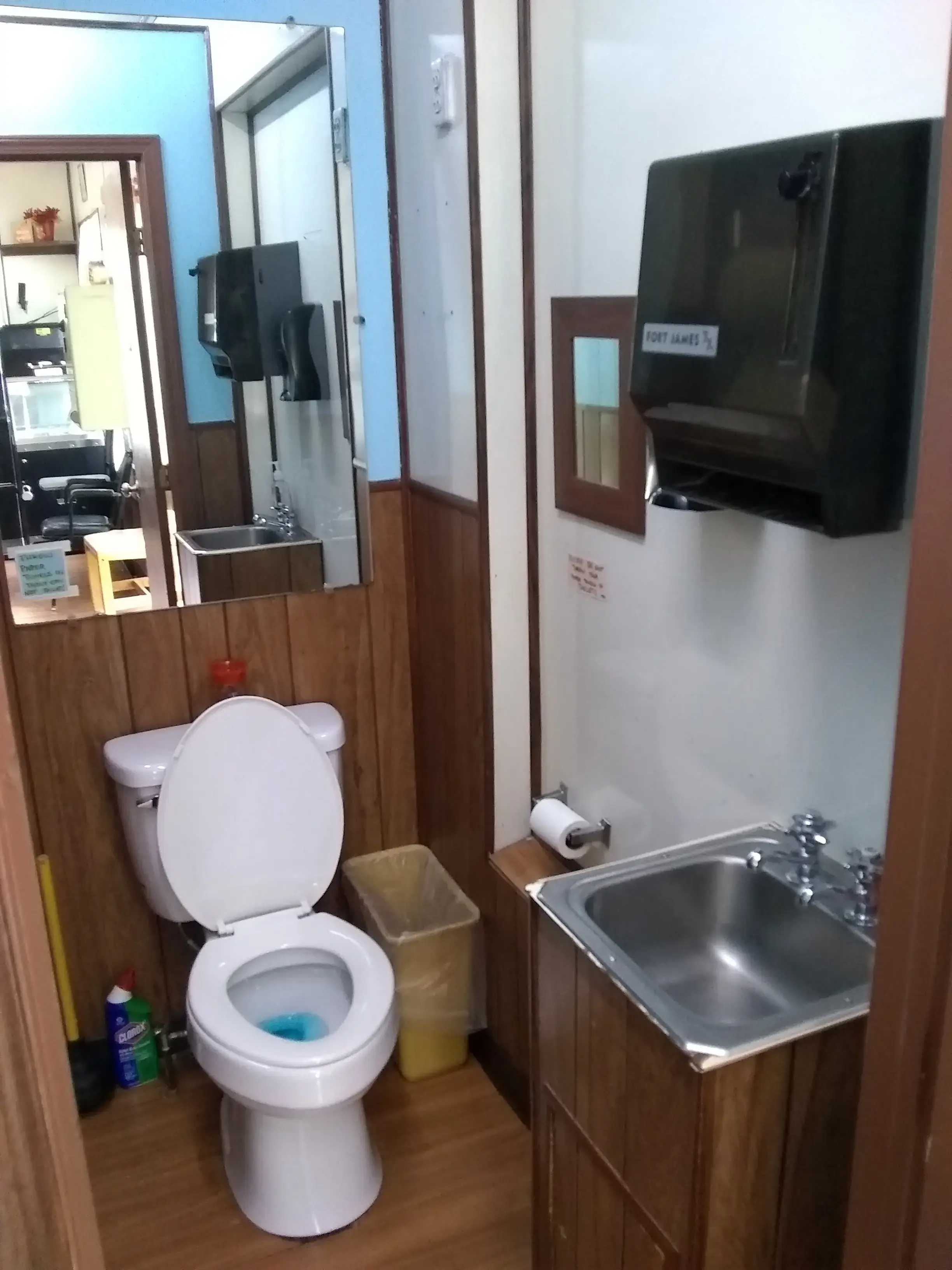 E & F Norge Laundry - Image 12