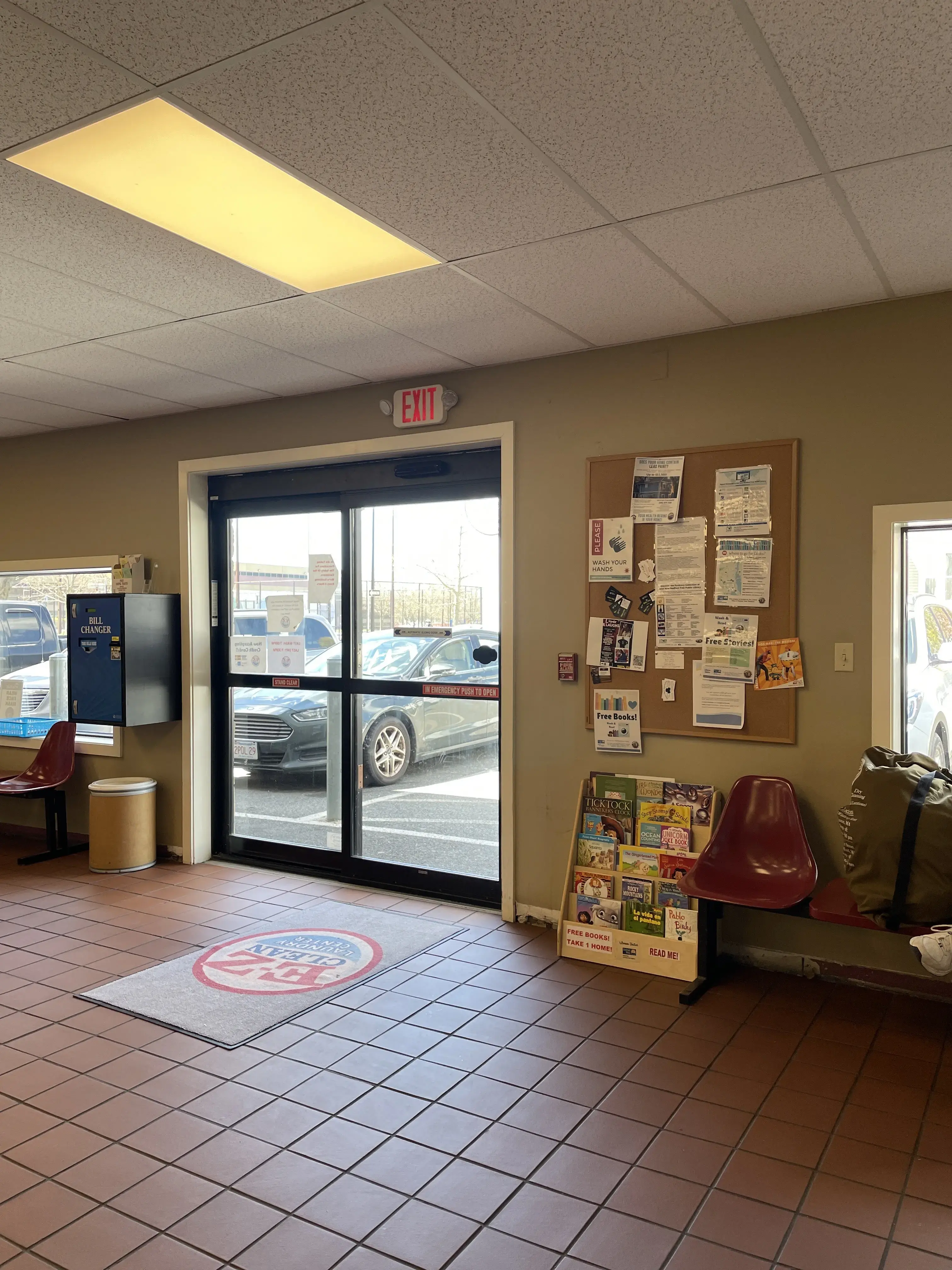 E-Z Clean Laundry Center - Image 12