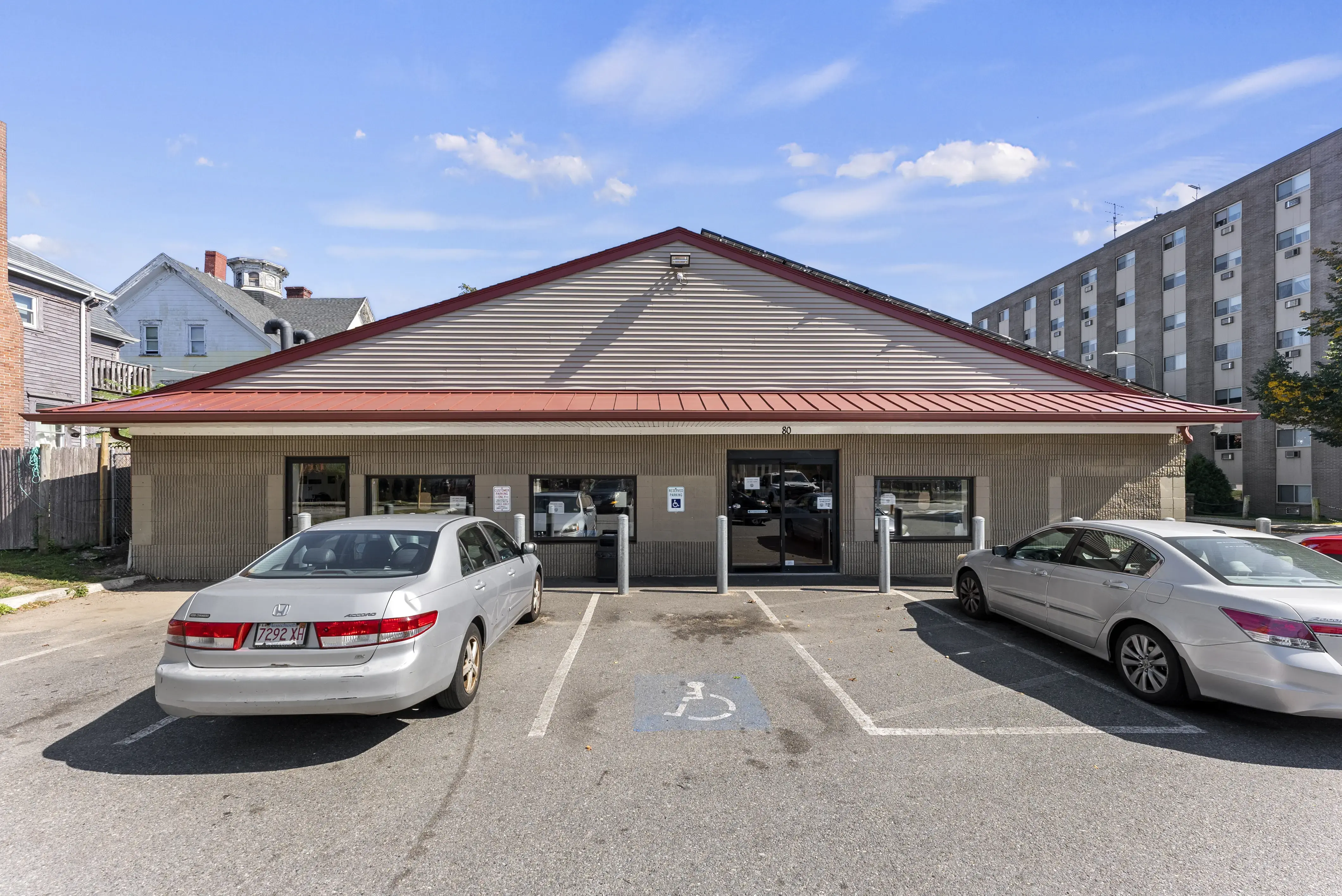 E-Z Clean Laundry Center - Image 3