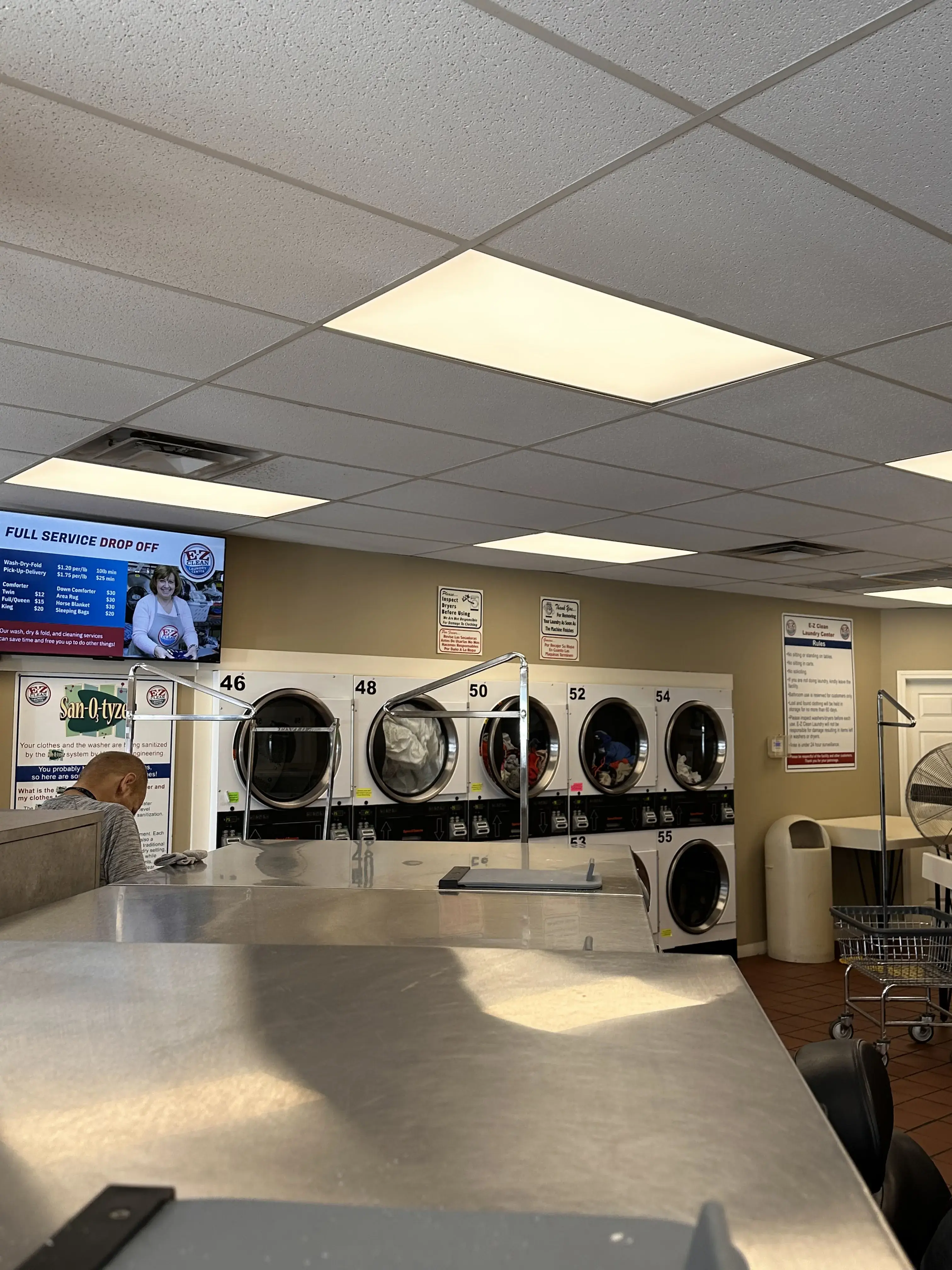 E-Z Clean Laundry Center thumbnail 9