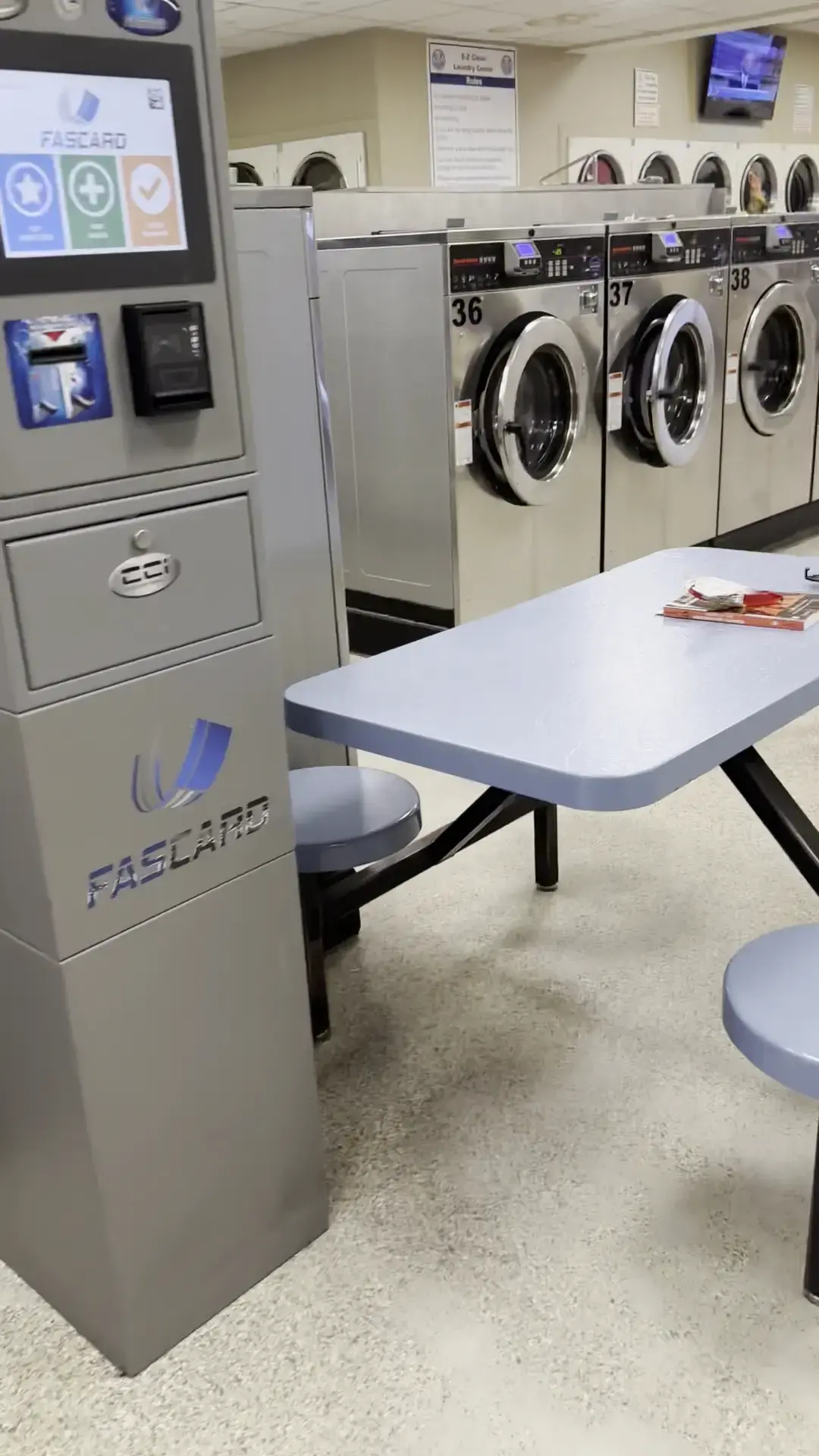 E-Z Clean Laundry Center thumbnail 15