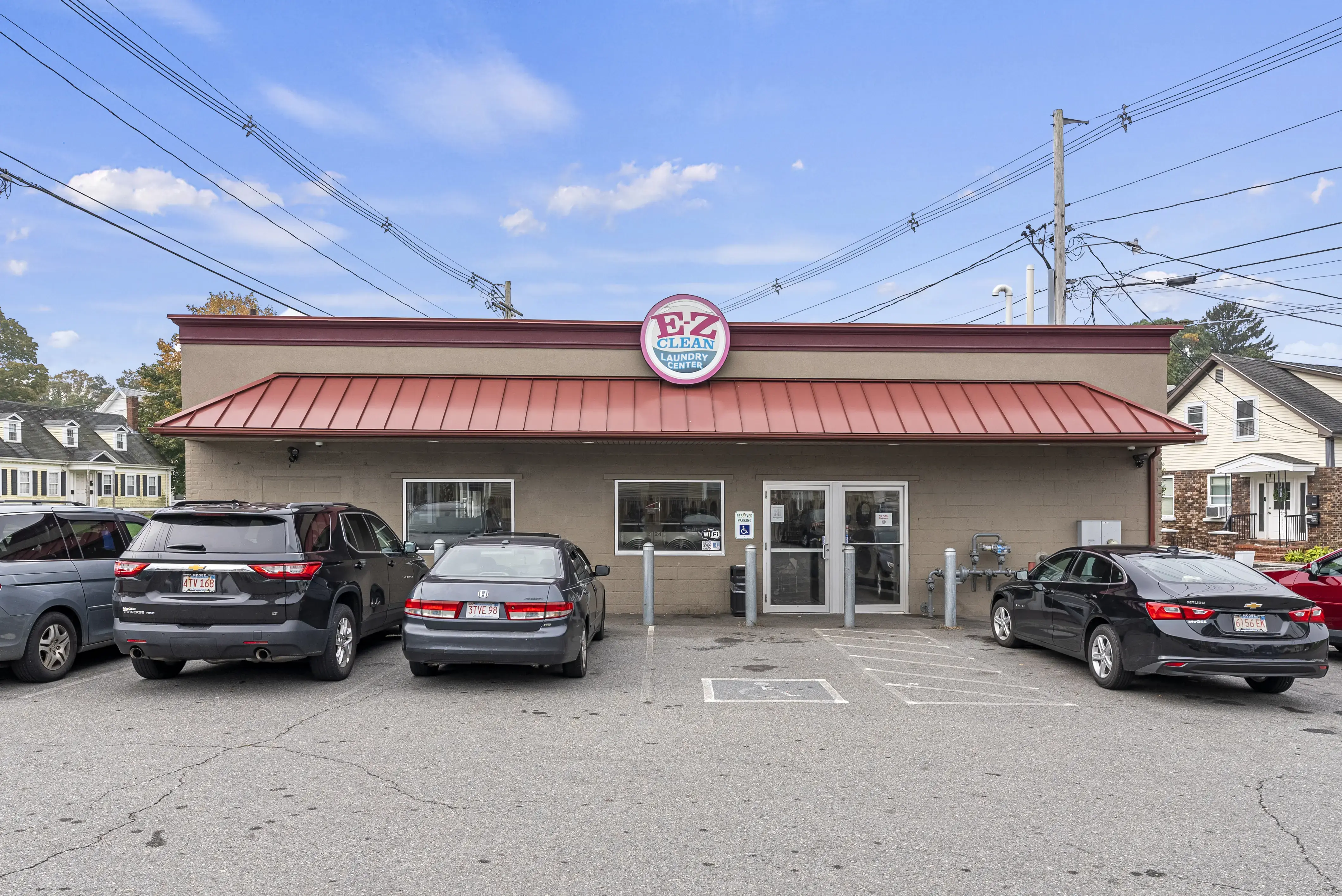 E-Z Clean Laundry Center - Image 3