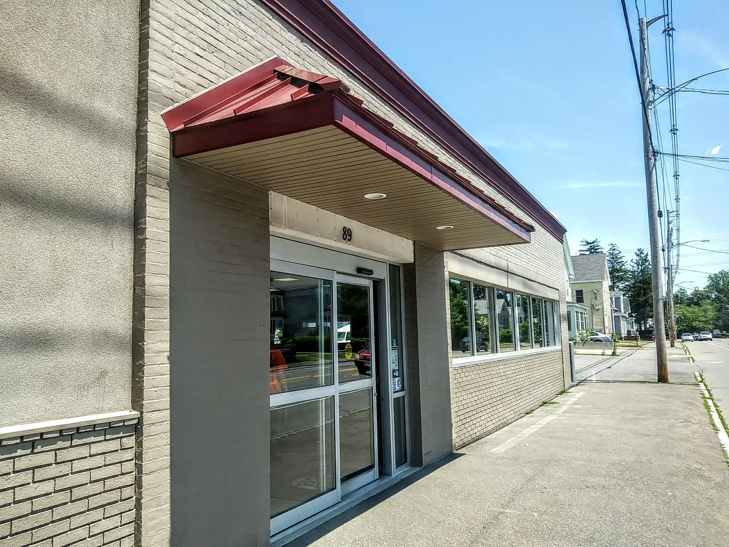 E-Z Clean Laundry Center - Image 12