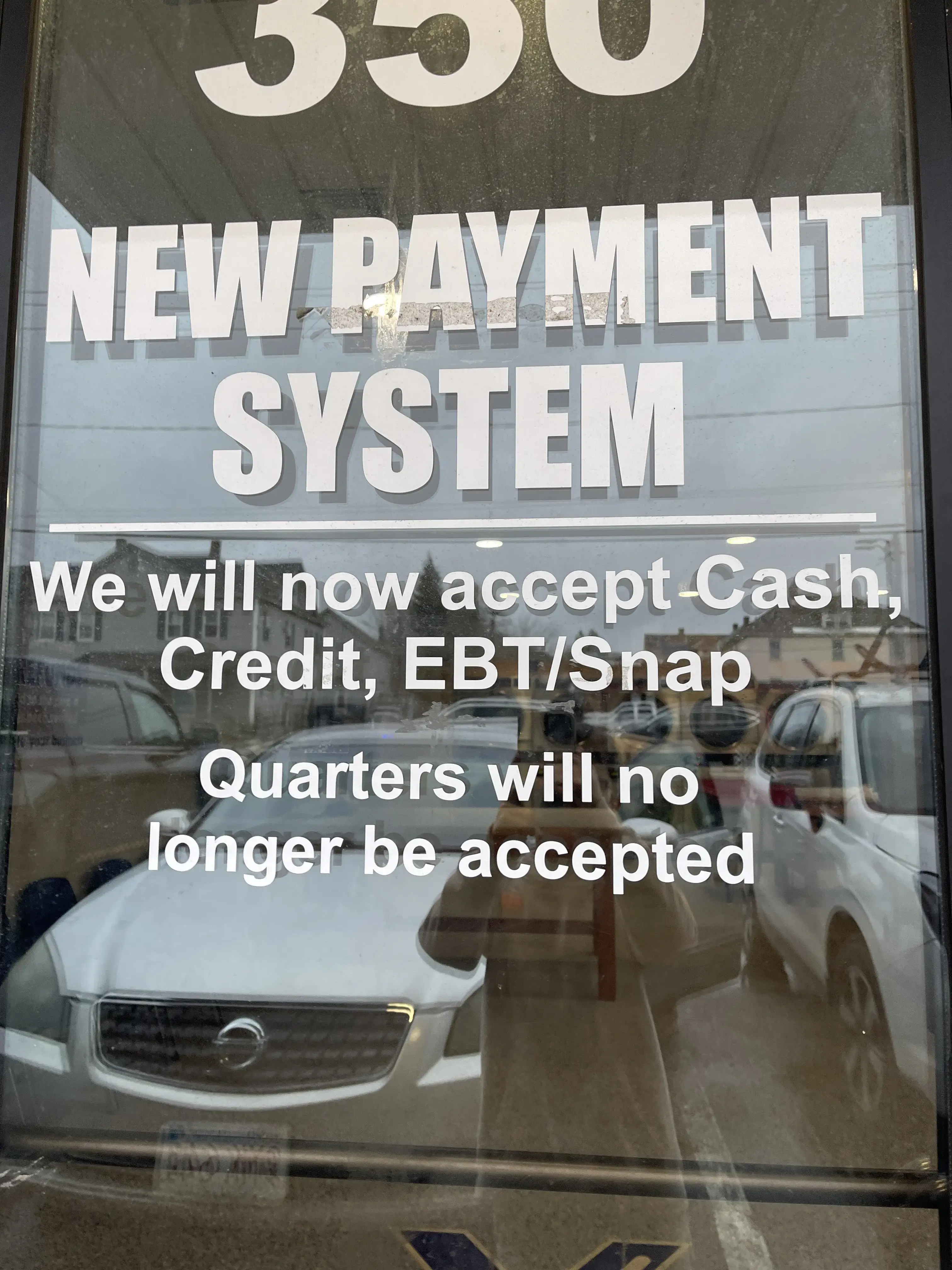 E-Z Wash Laundromat thumbnail 8