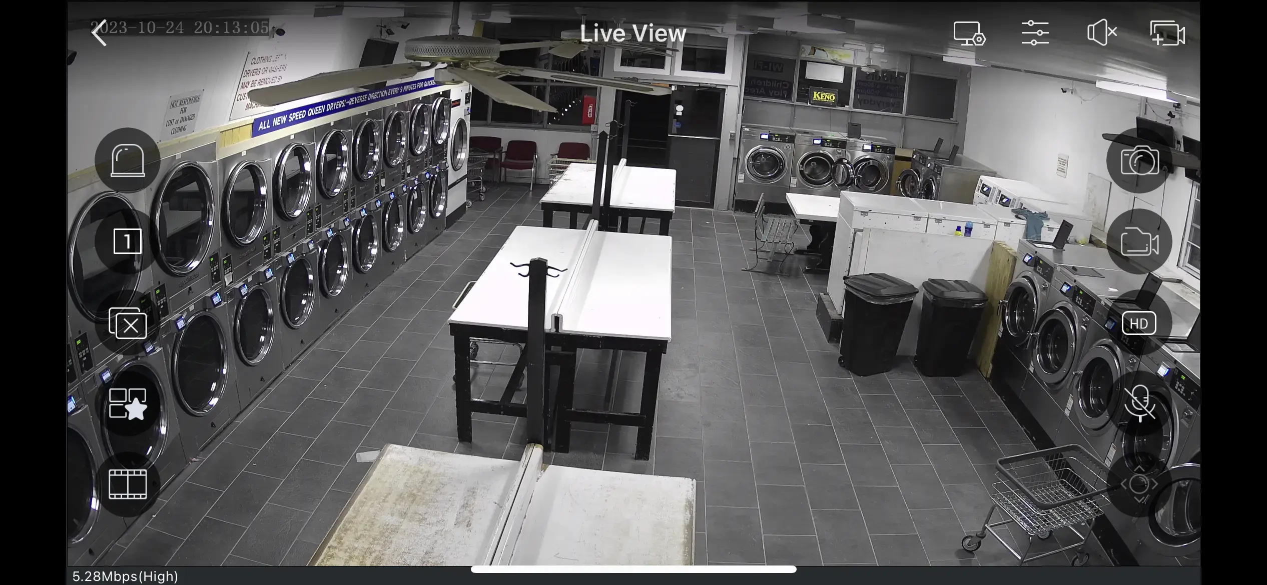 E-Z Wash Laundromat - Image 7