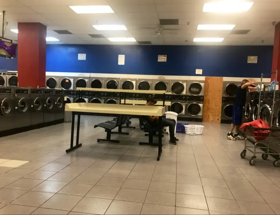 E-Z Wash - Image 2