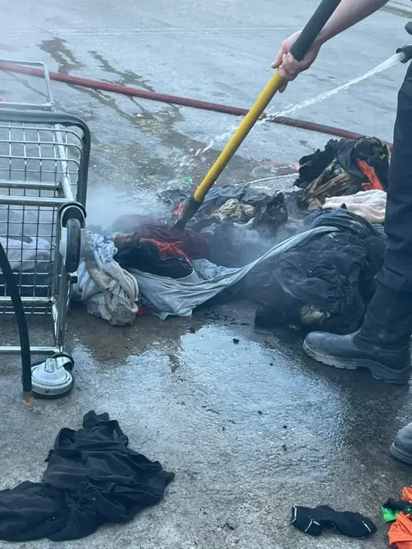 E-Z Wash - Image 3