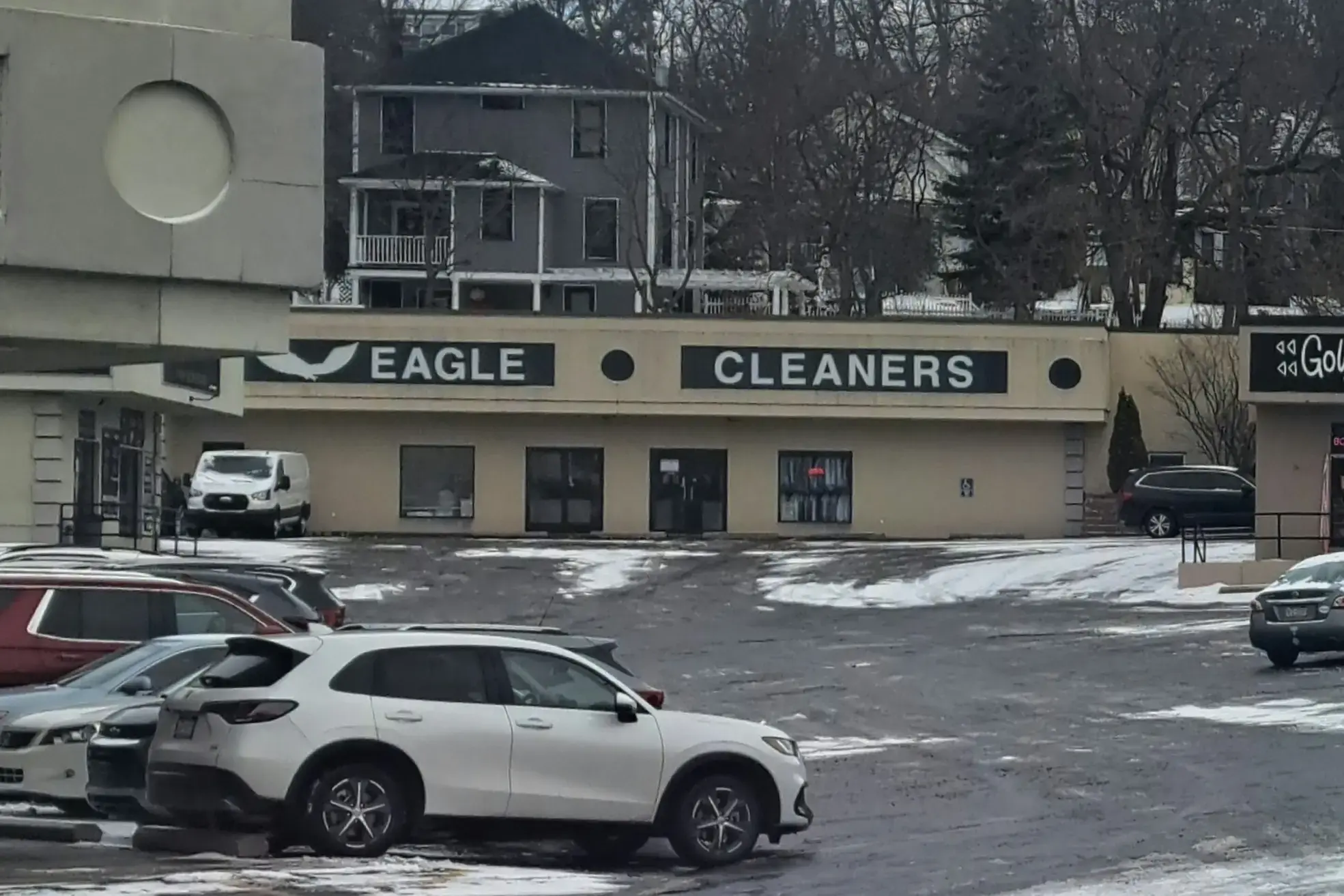 Eagle Cleaners - Image 16