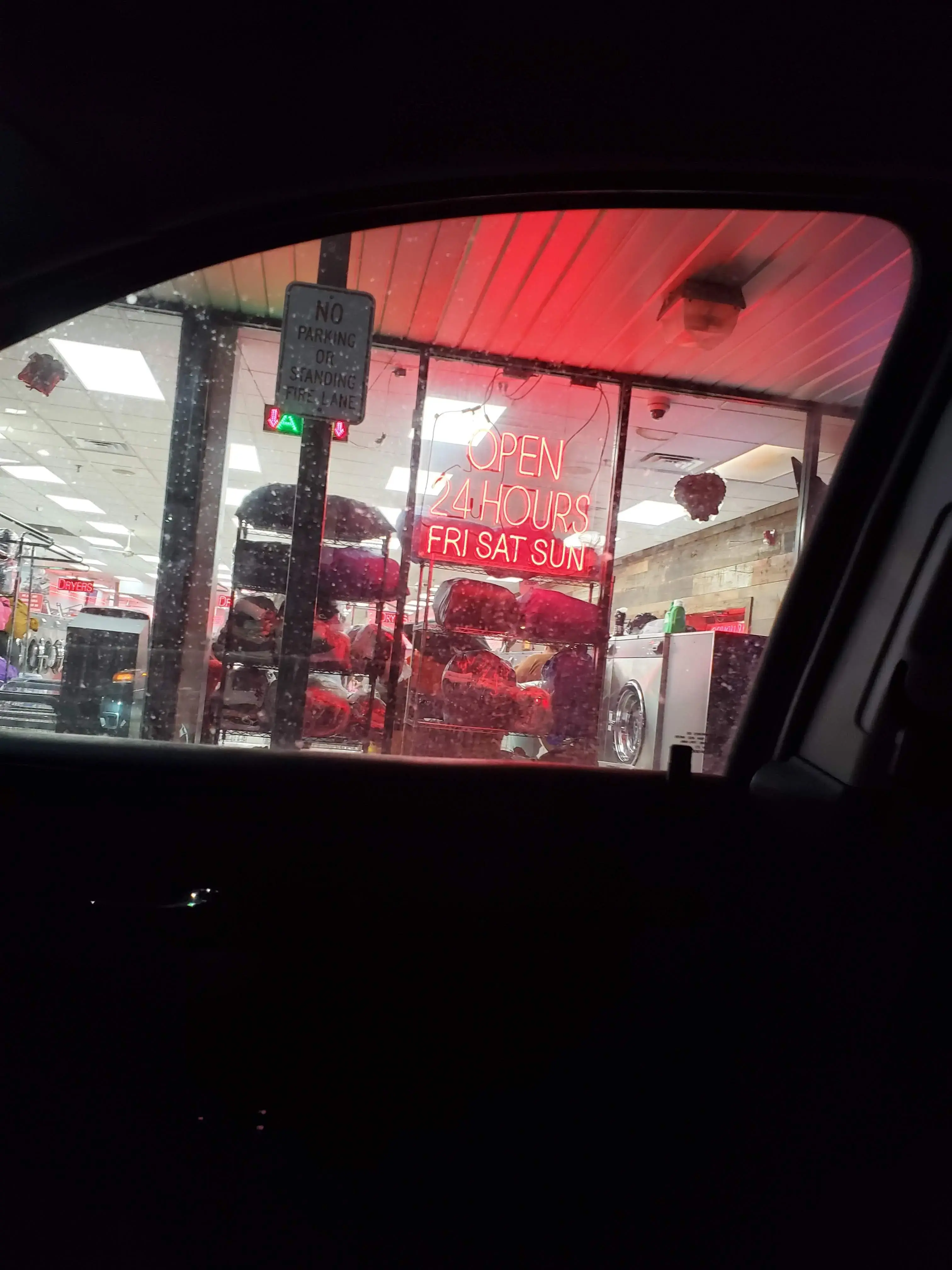 Earlybird Laundromat - Image 11