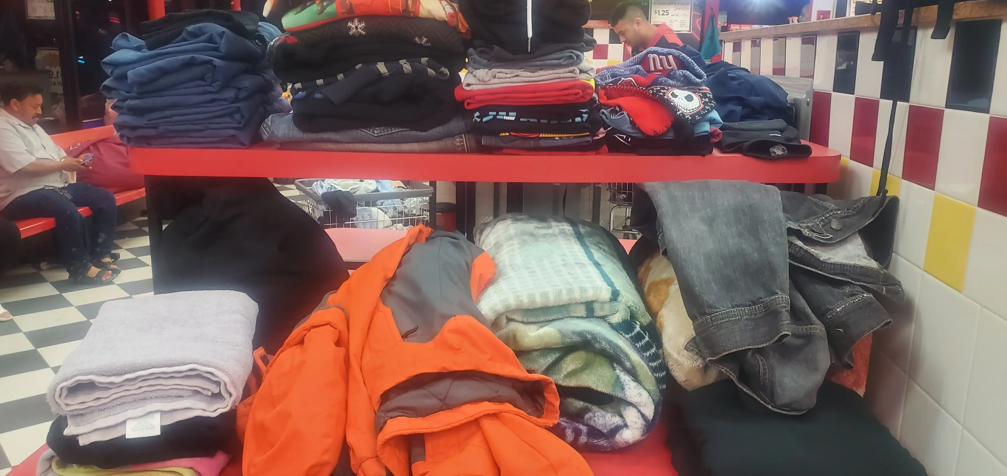 Earlybird Laundromat - Image 18