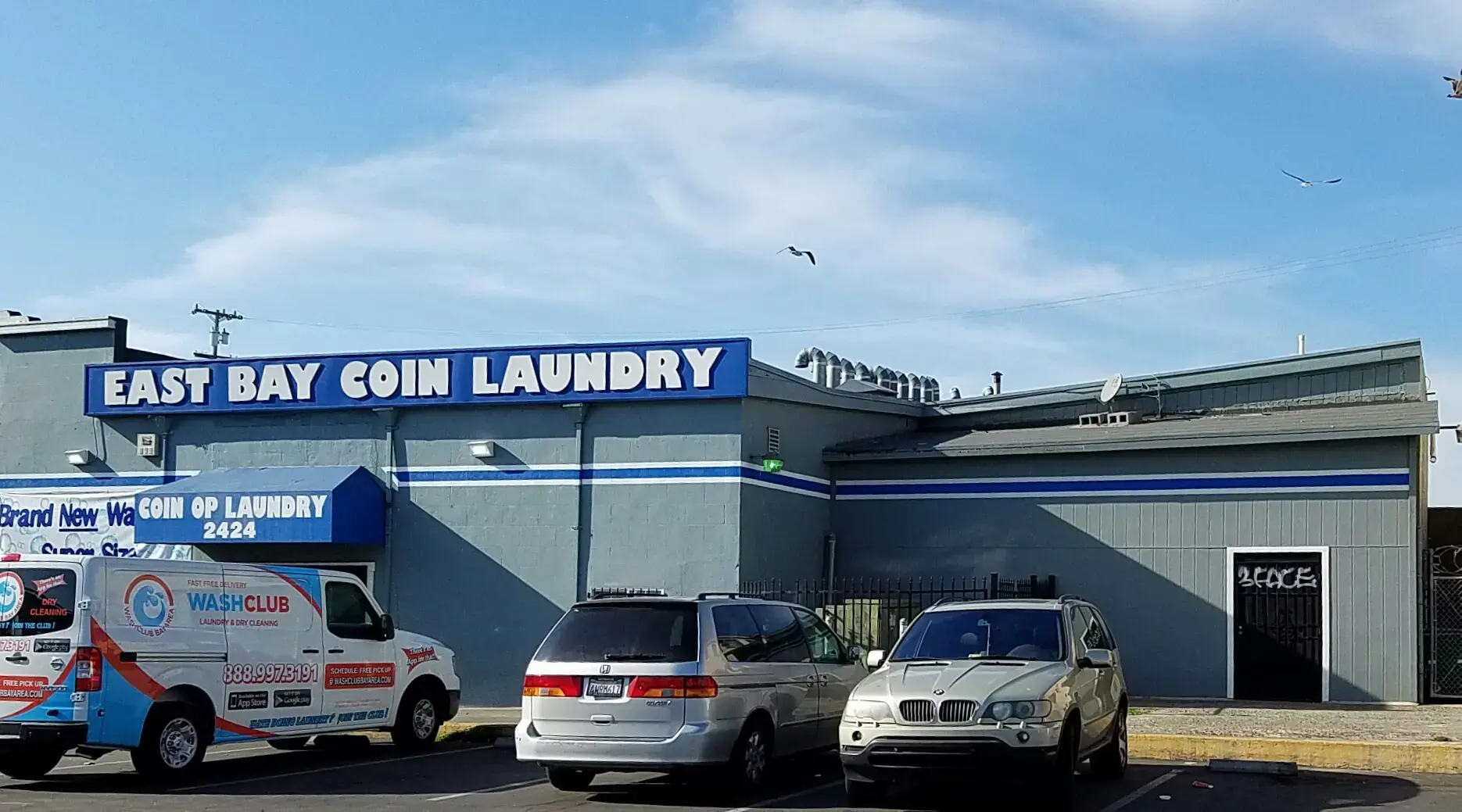 East Bay Coin Laundry thumbnail 15