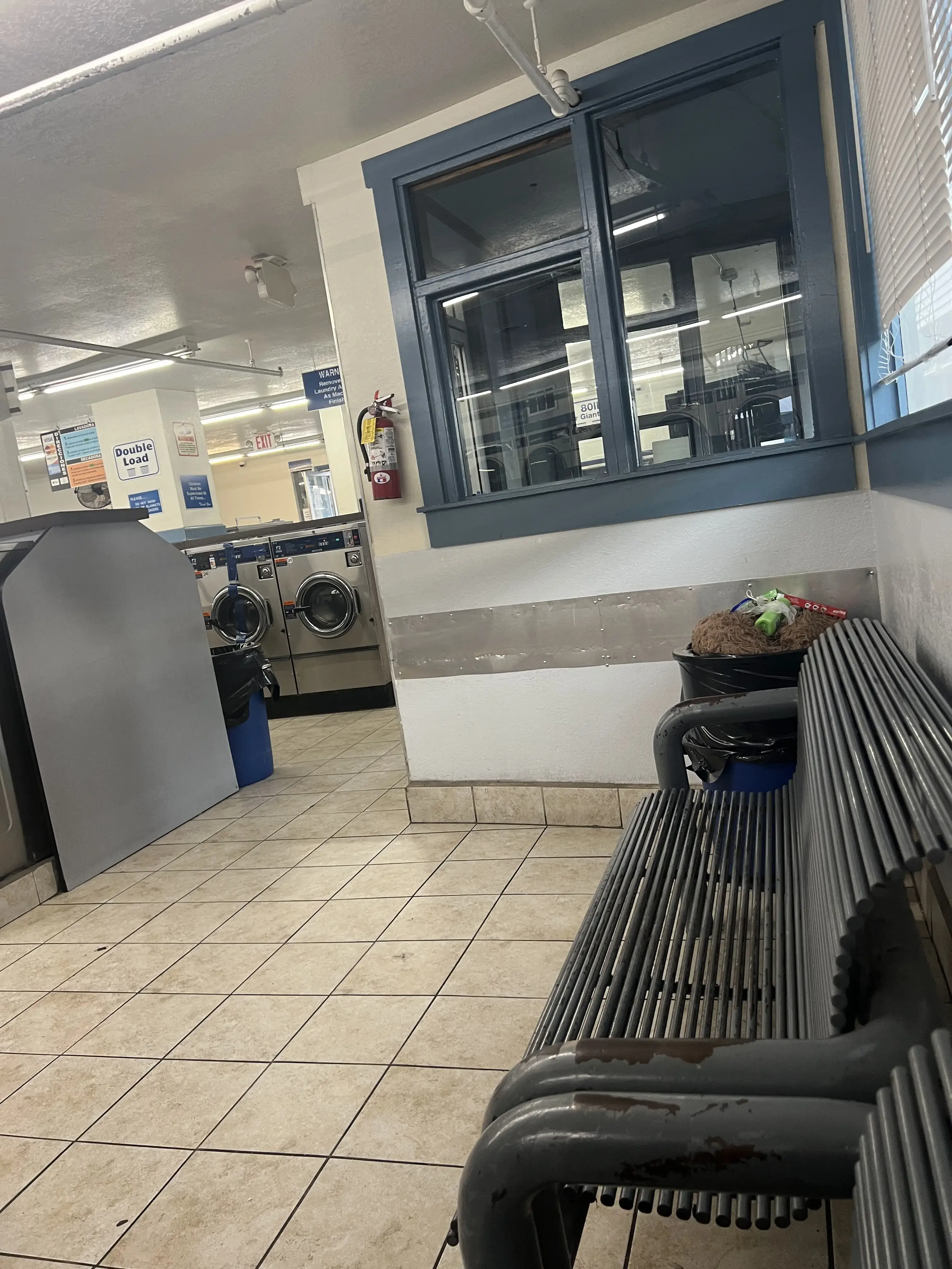 East Bay Coin Laundry - Image 8