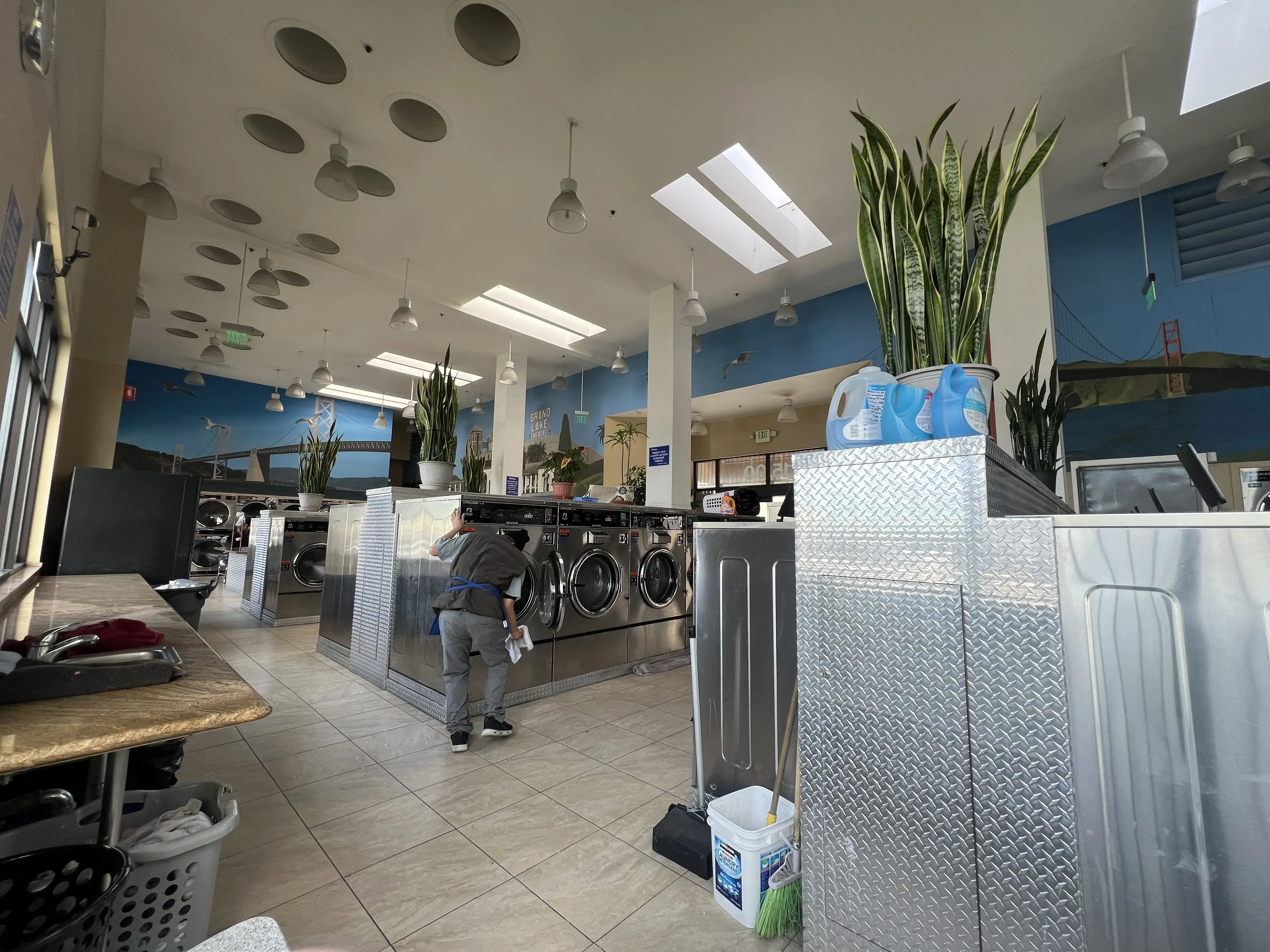 East Bay Laundry thumbnail 6