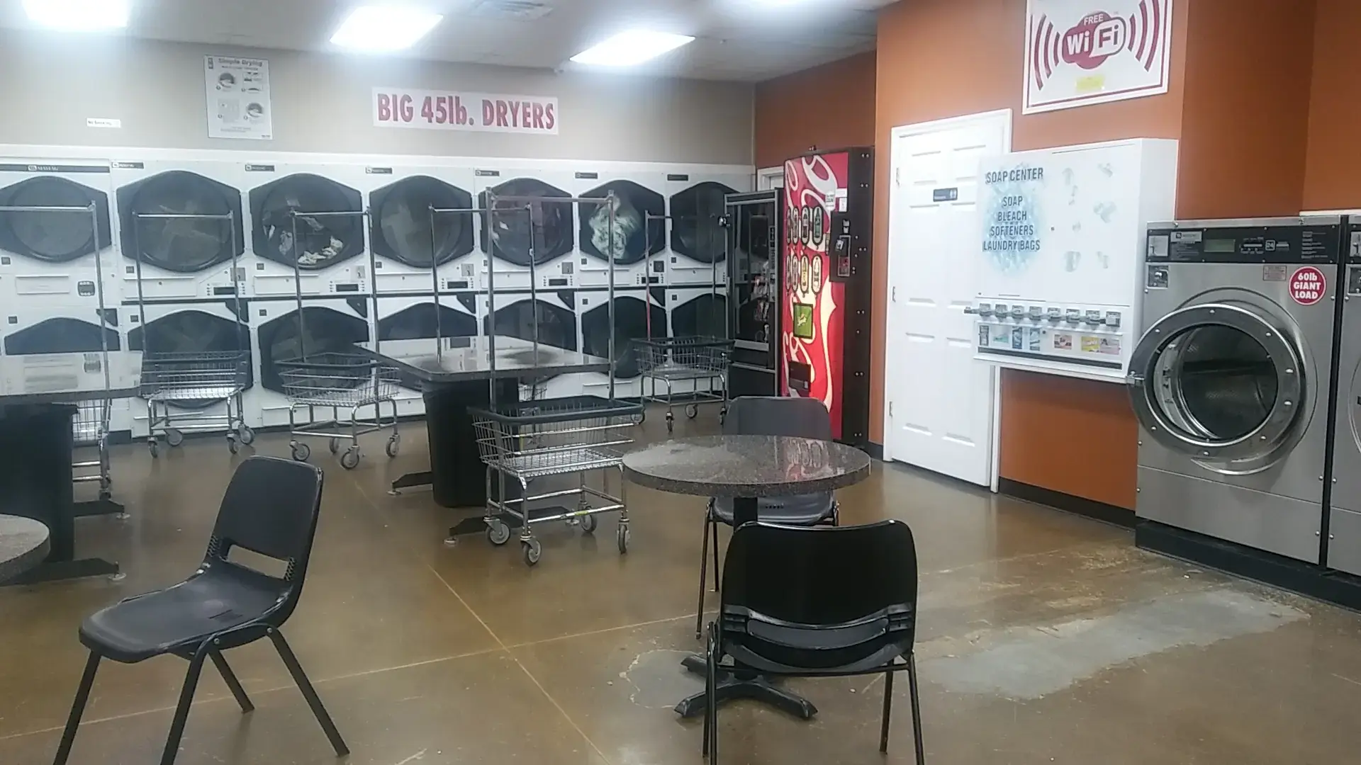 East Brainerd Coin Laundry thumbnail 13