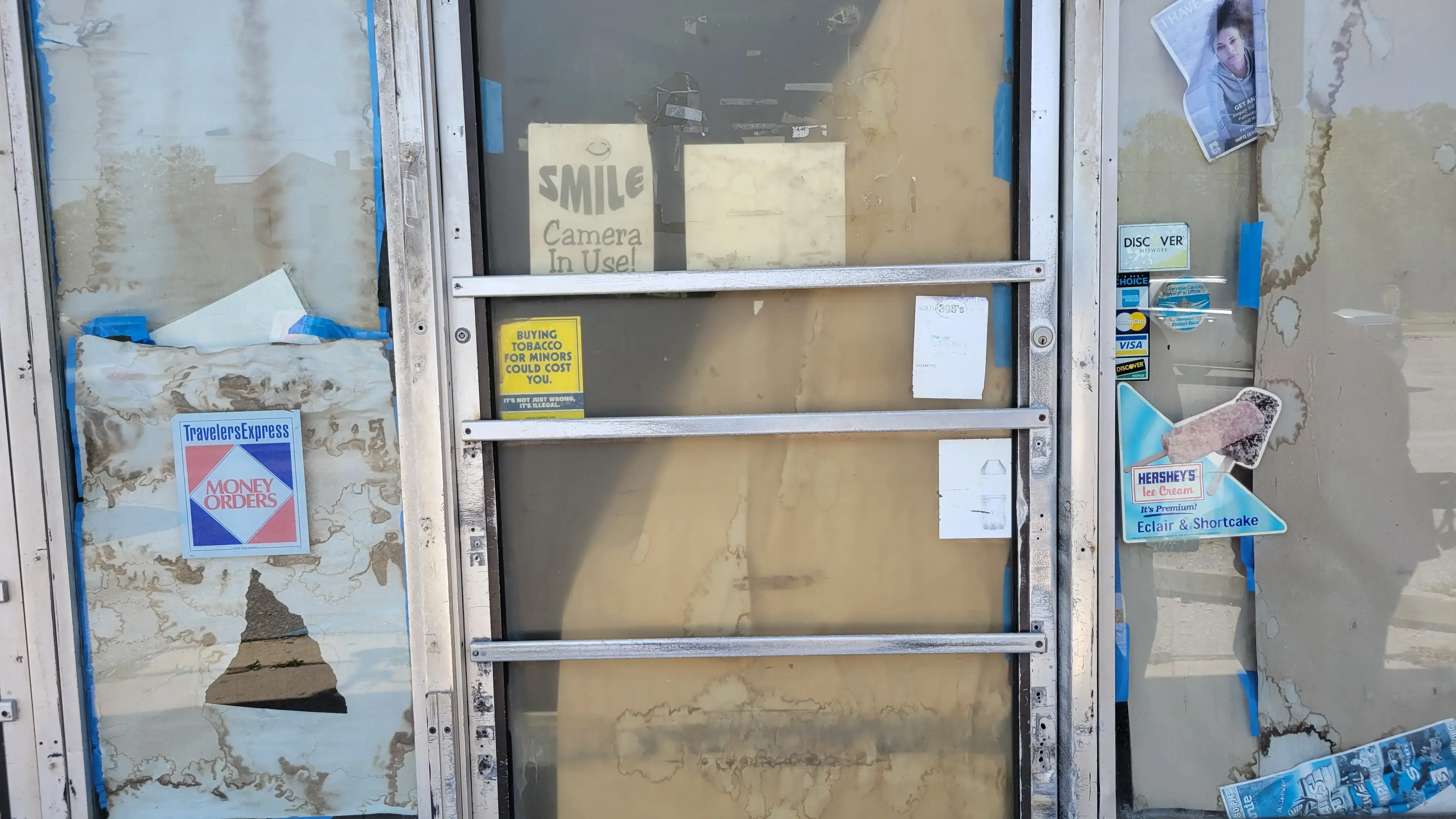 East Hill 24/7 Laundry - Image 19