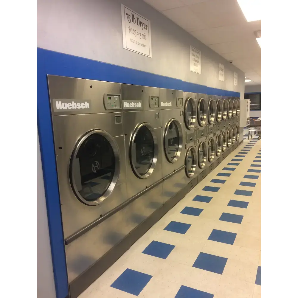 East Hills Coin Laundry thumbnail 16