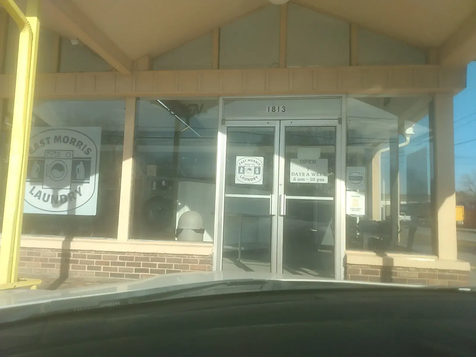East Morris Laundry - Image 7