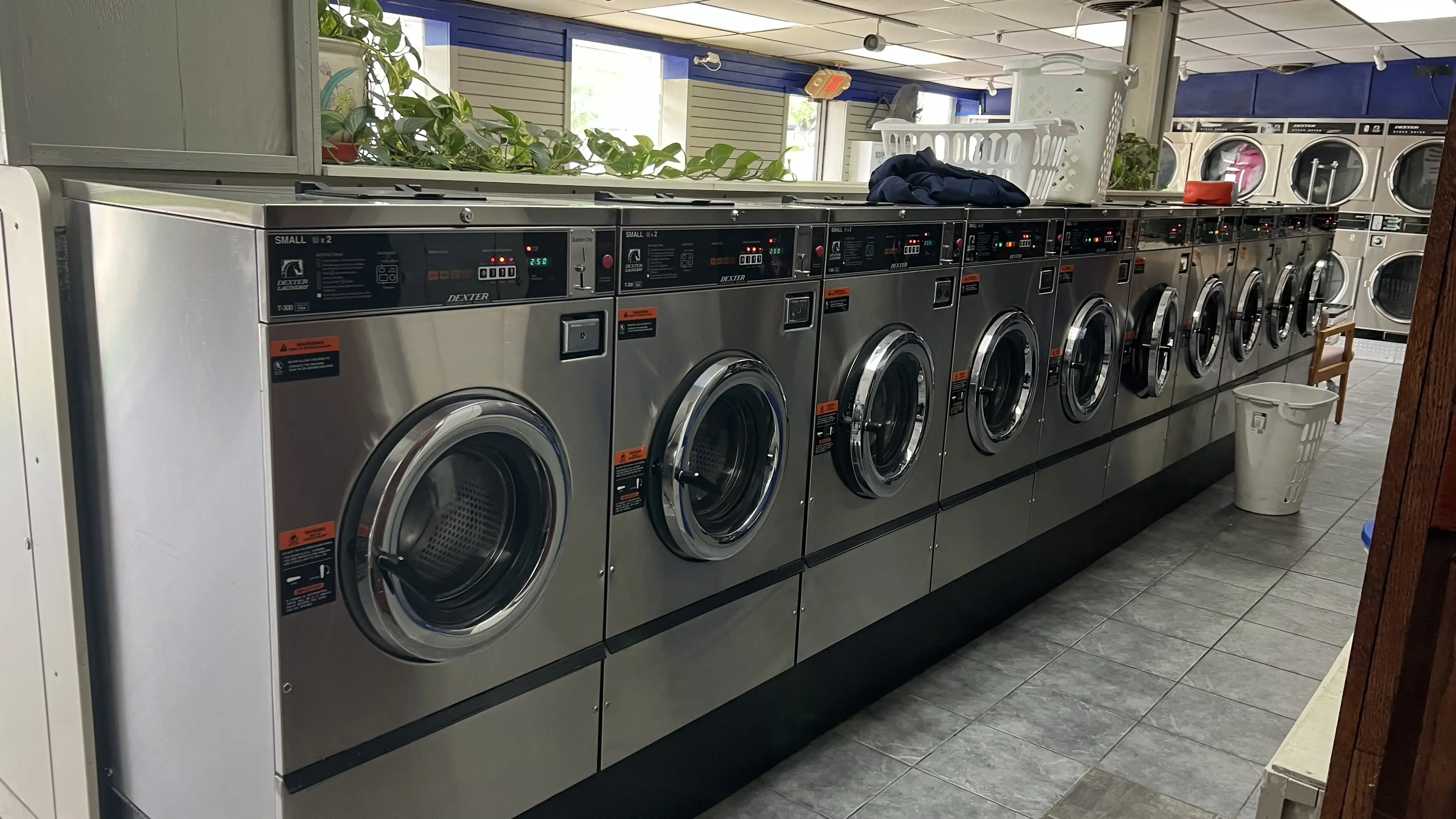 East Reno Laundromat thumbnail 5