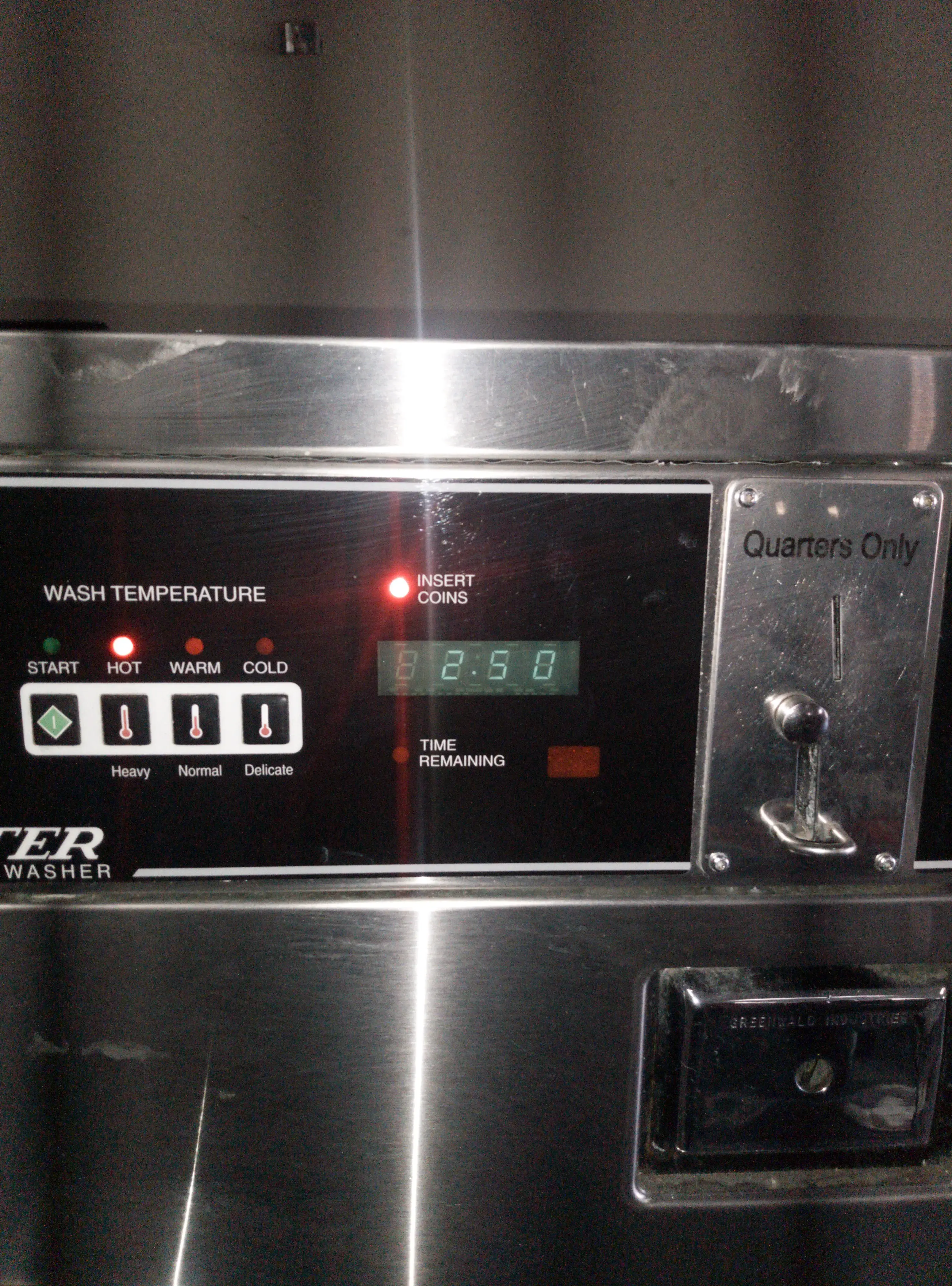 East Reno Laundromat - Image 13