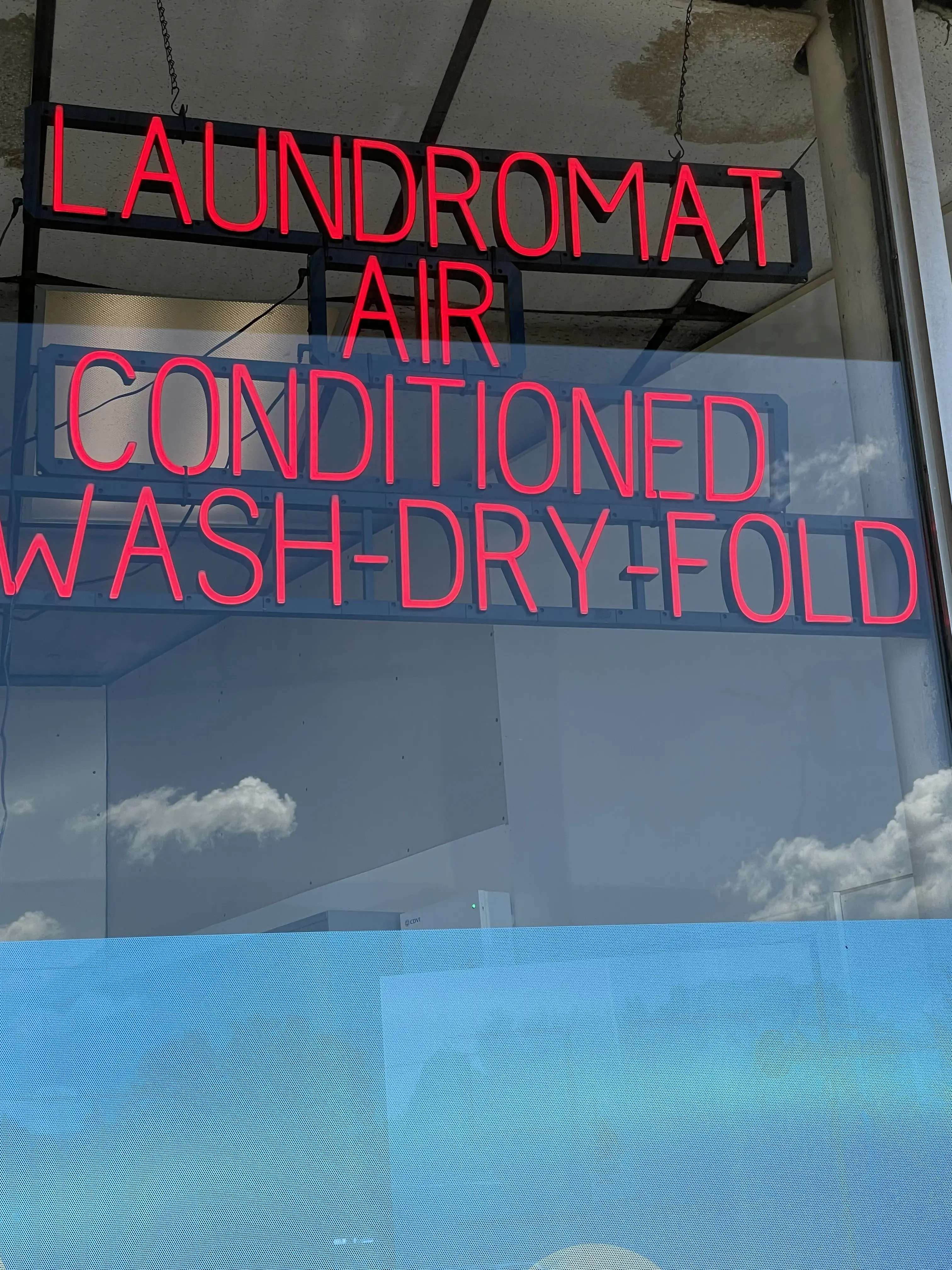 East Street Laundromat thumbnail 14
