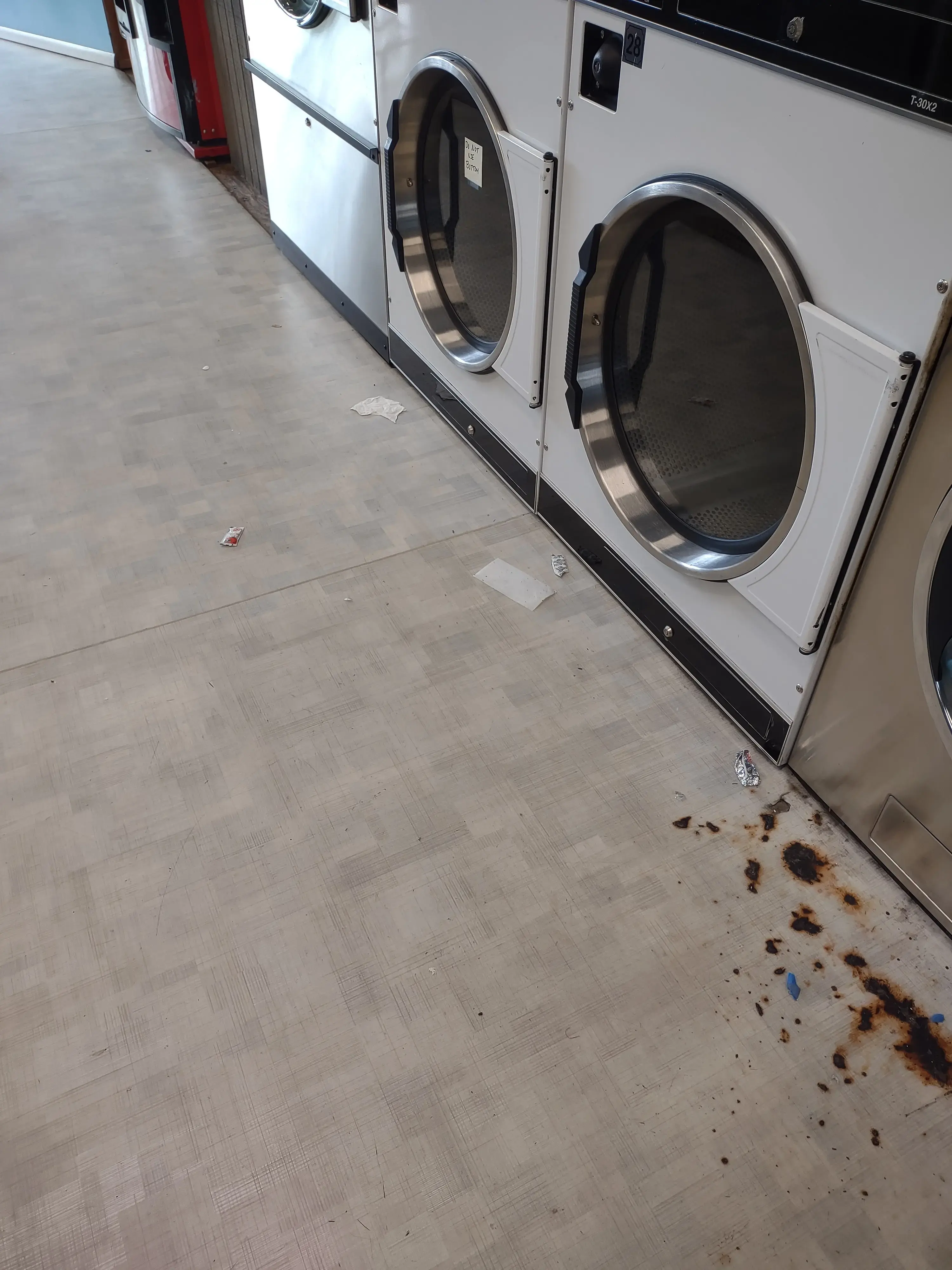 East Street Laundromat thumbnail 15
