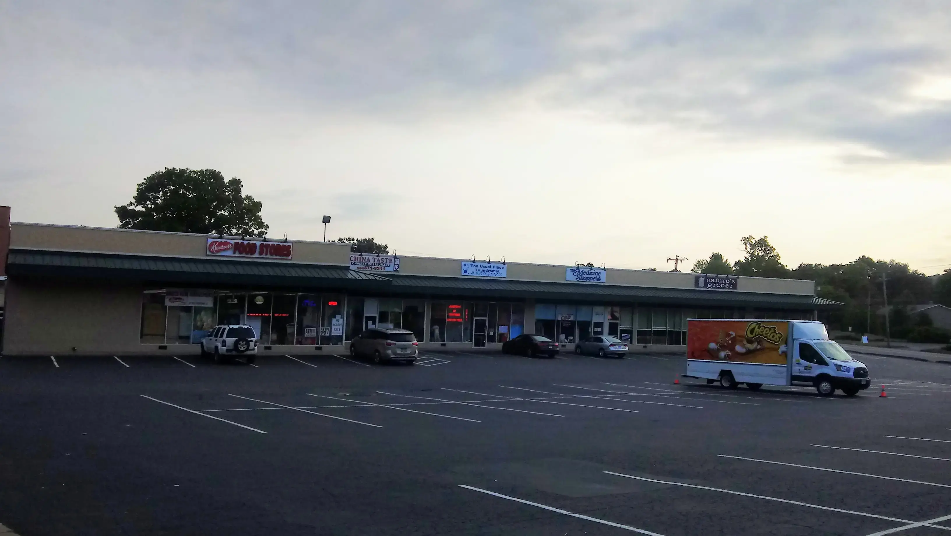 East Street Laundromat thumbnail 5