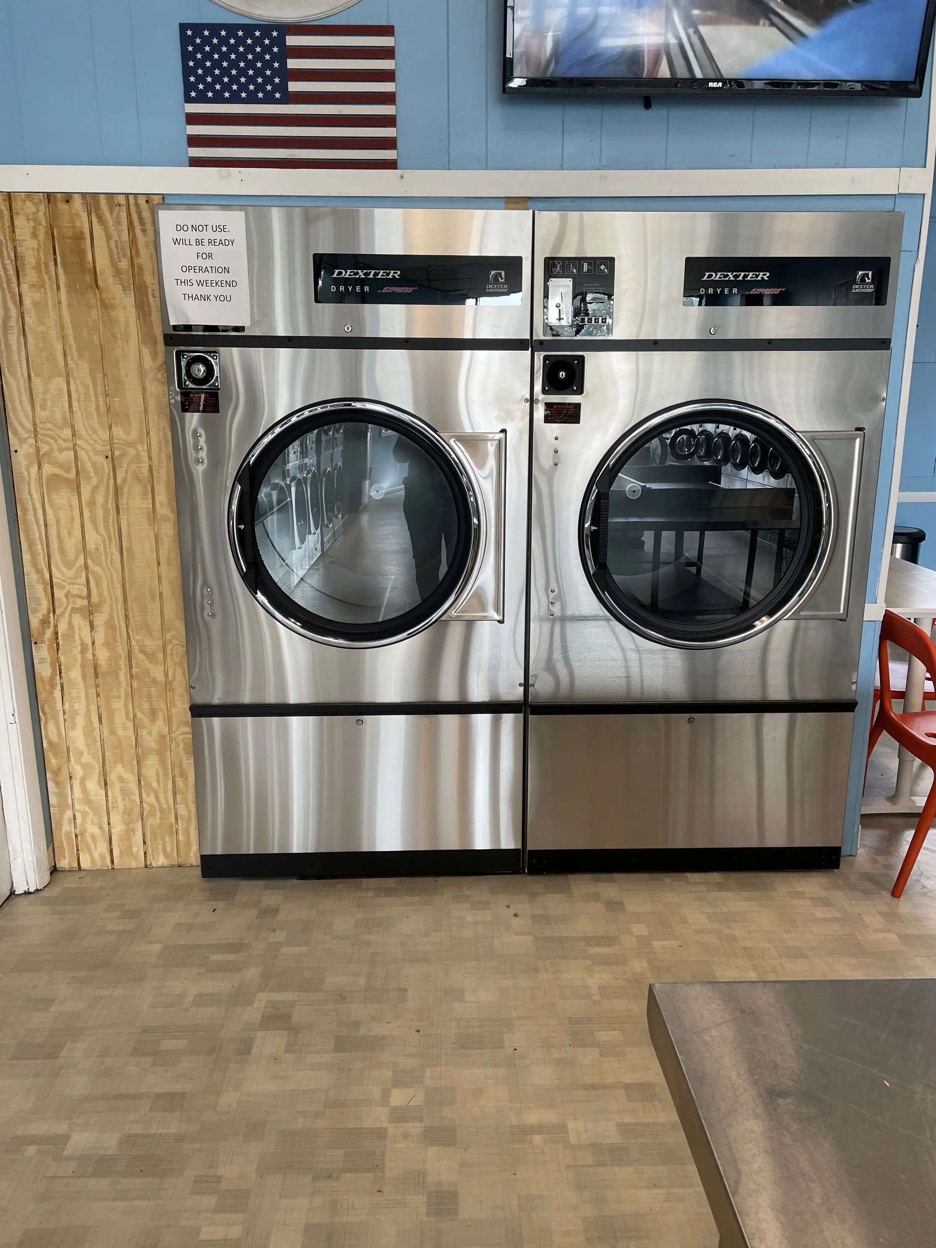 East Street Laundromat - Image 17