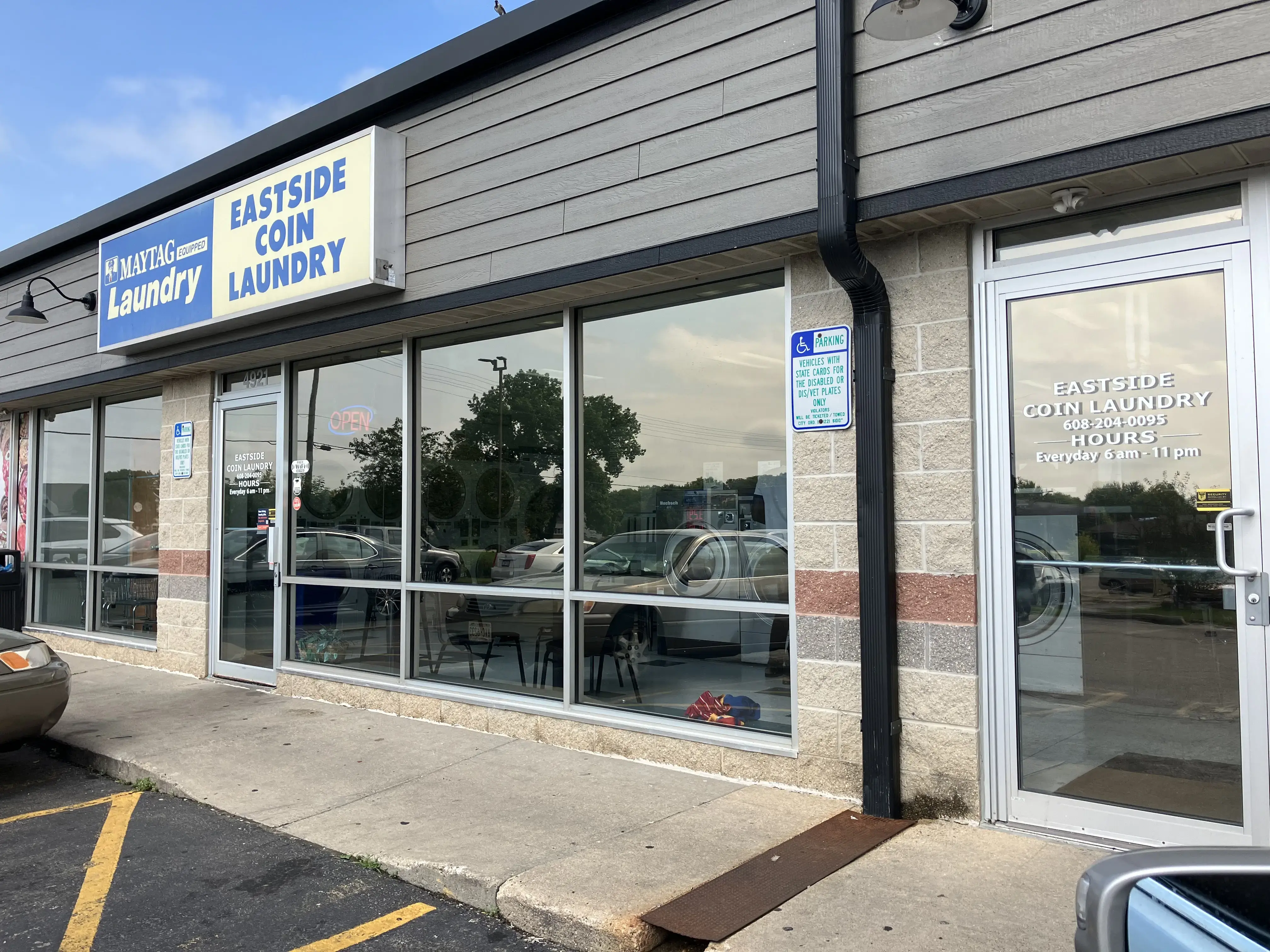 Eastside Coin Laundry thumbnail 3