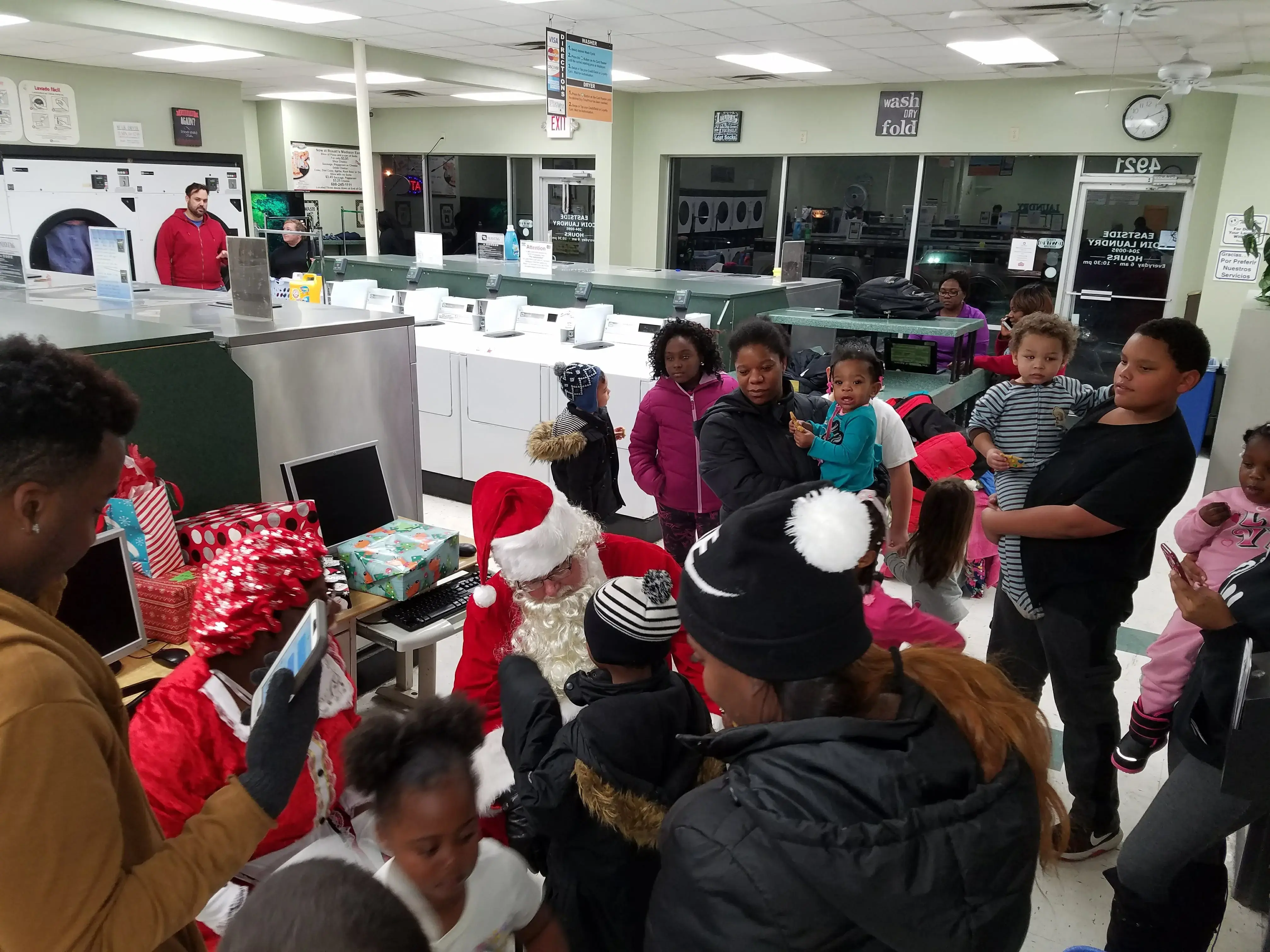 Eastside Coin Laundry - Image 11
