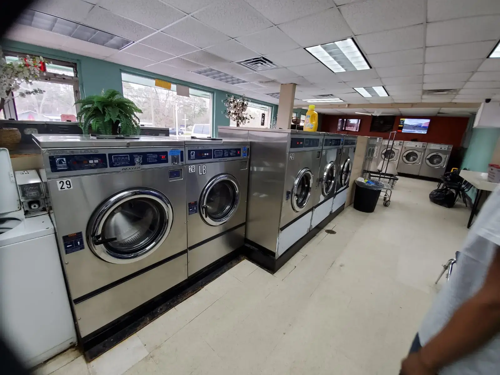 Eastside Coin-Op Laundry - Image 19