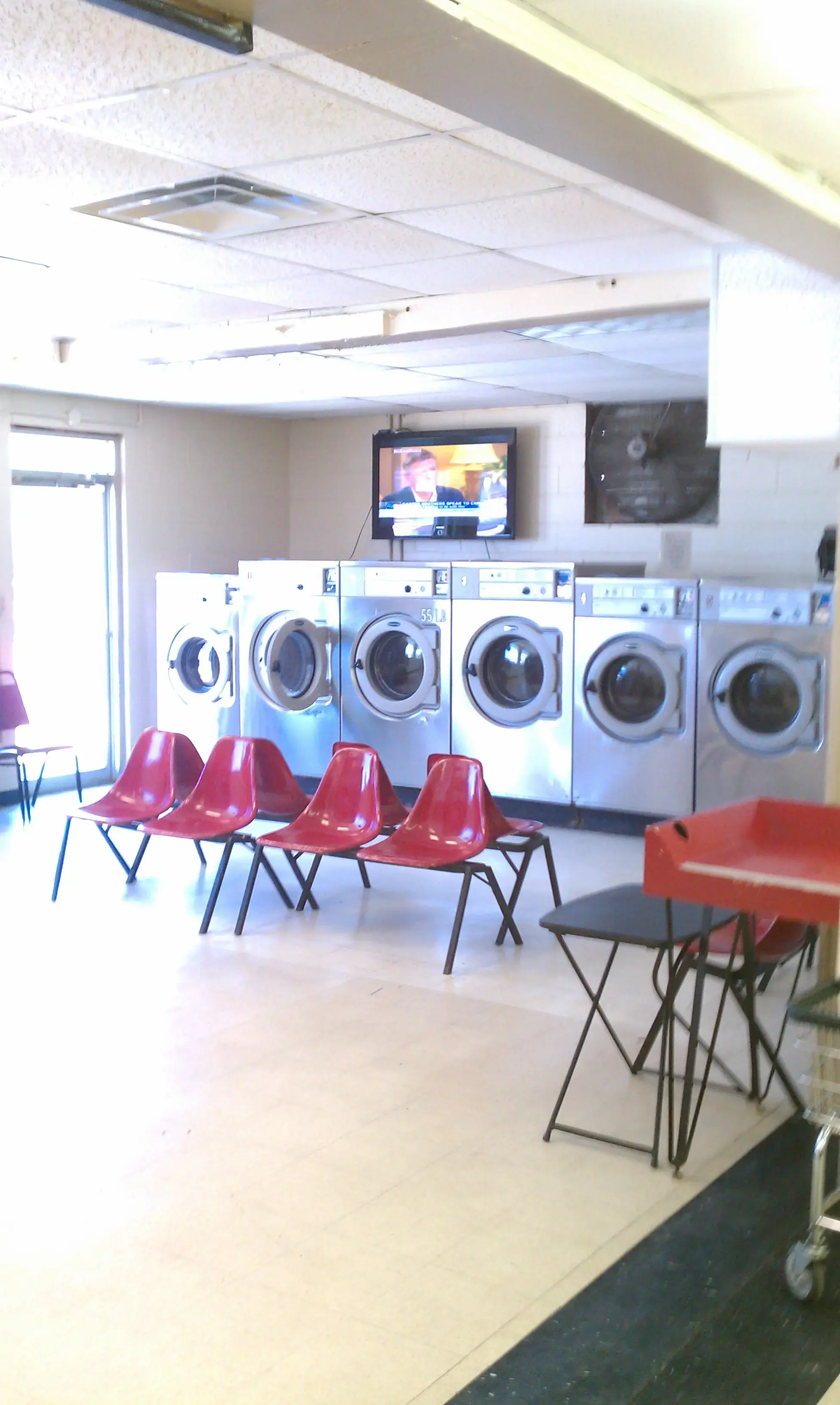 Eastside Coin-Op Laundry thumbnail 12