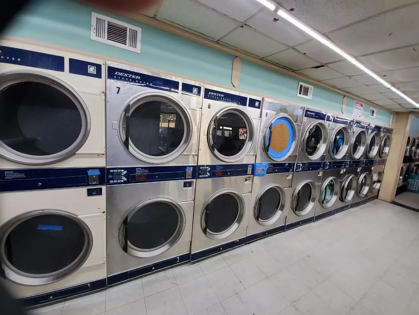 Eastside Coin-Op Laundry thumbnail 11