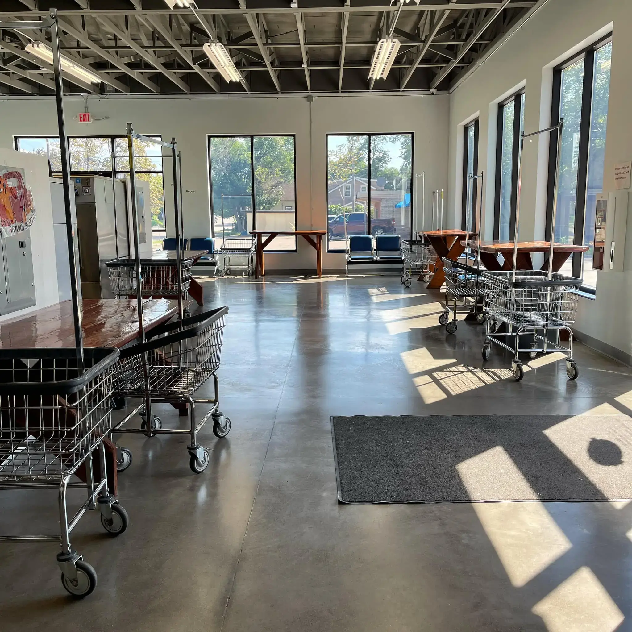 Eastside Family Laundromat thumbnail 7