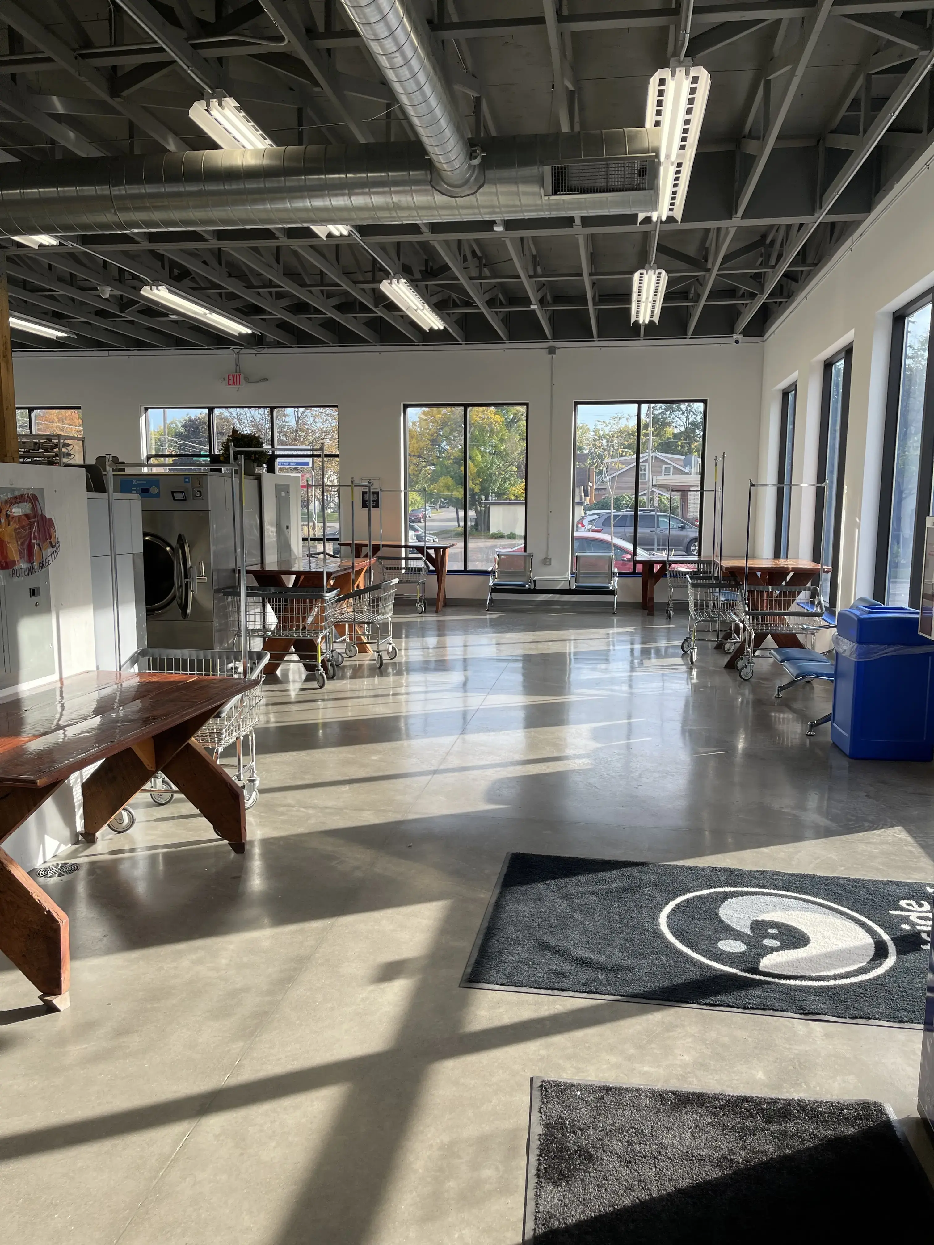 Eastside Family Laundromat - Image 4