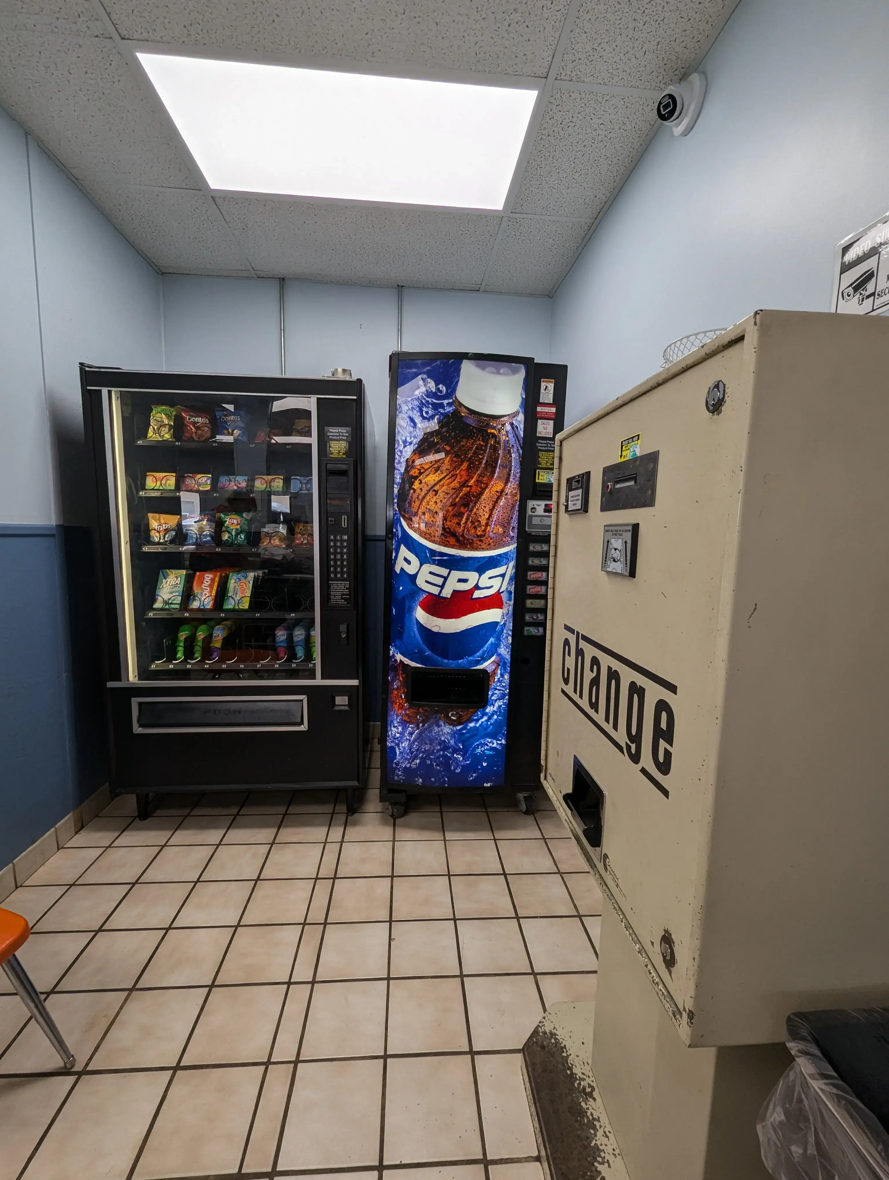 Eastside Laundry and Tanning - Image 6