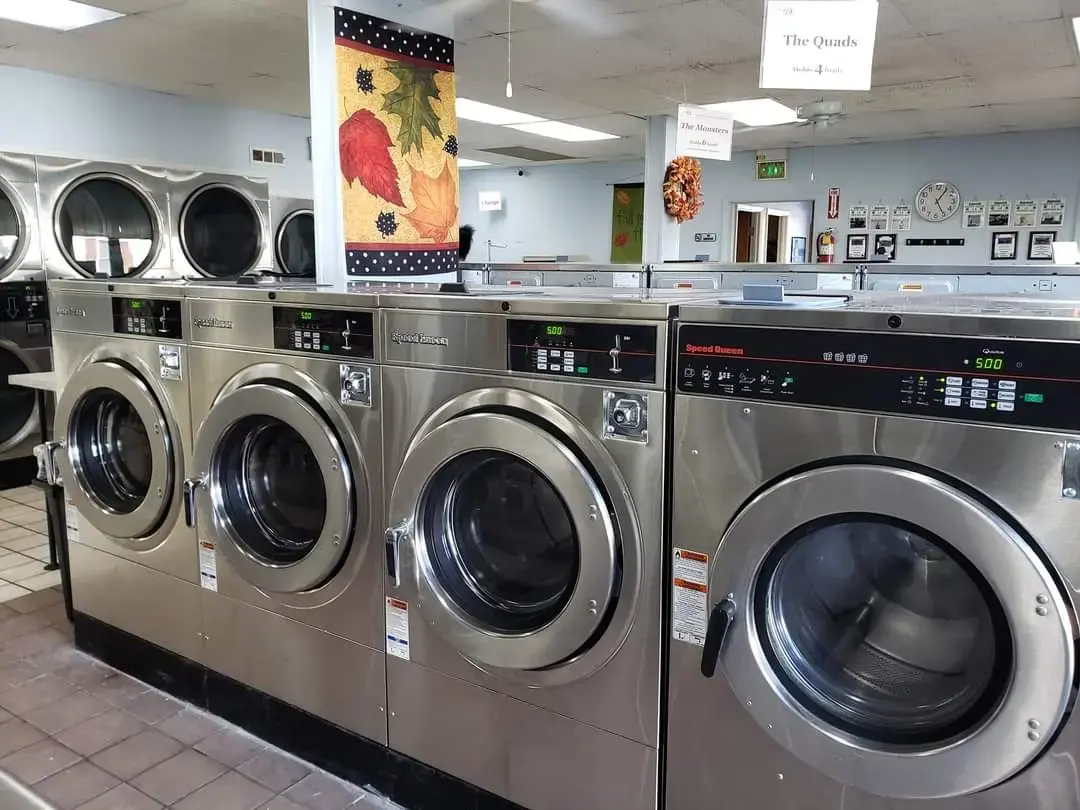 Eastside Laundry and Tanning - Image 14