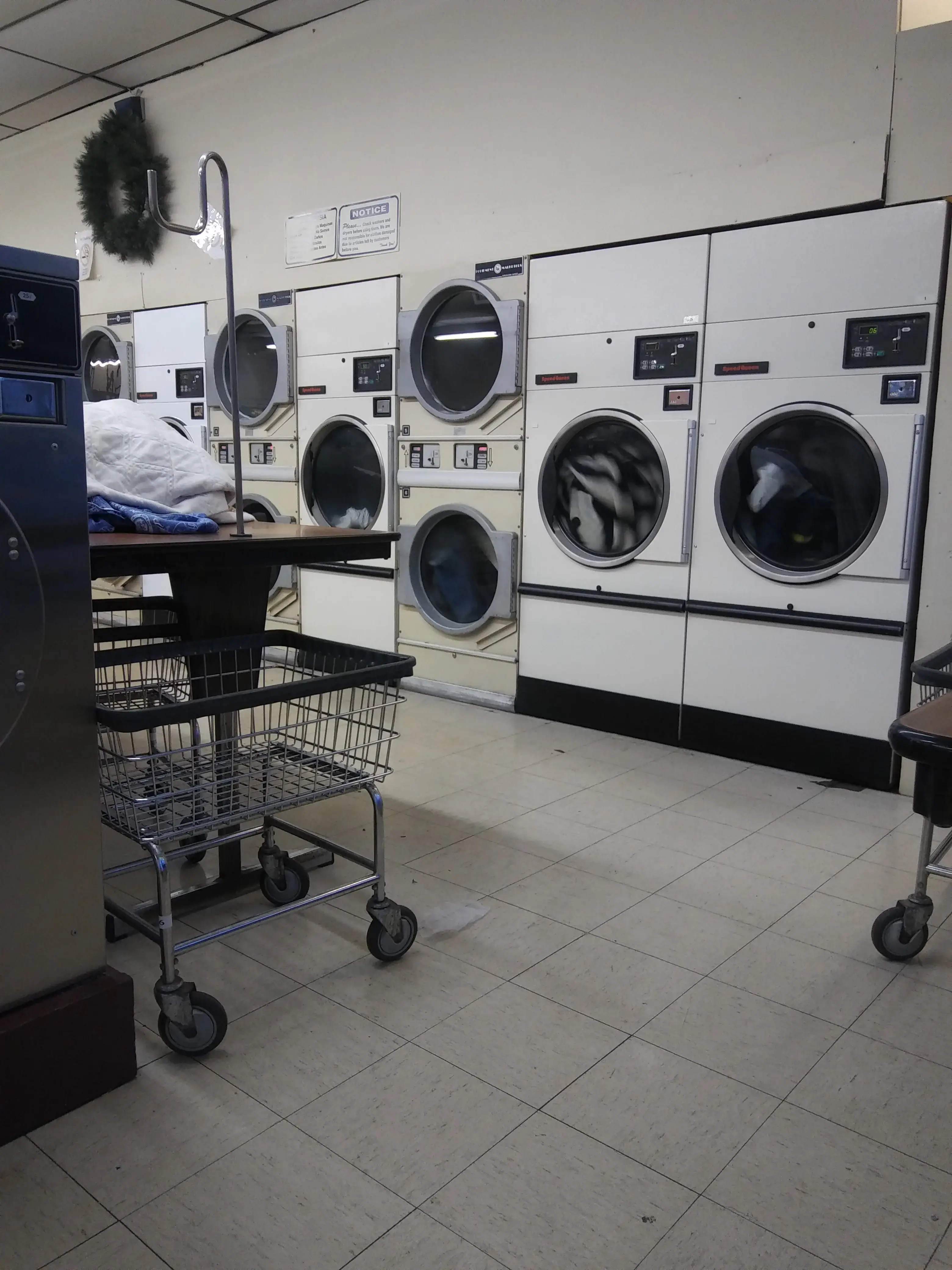 Eastside Laundry - Image 16