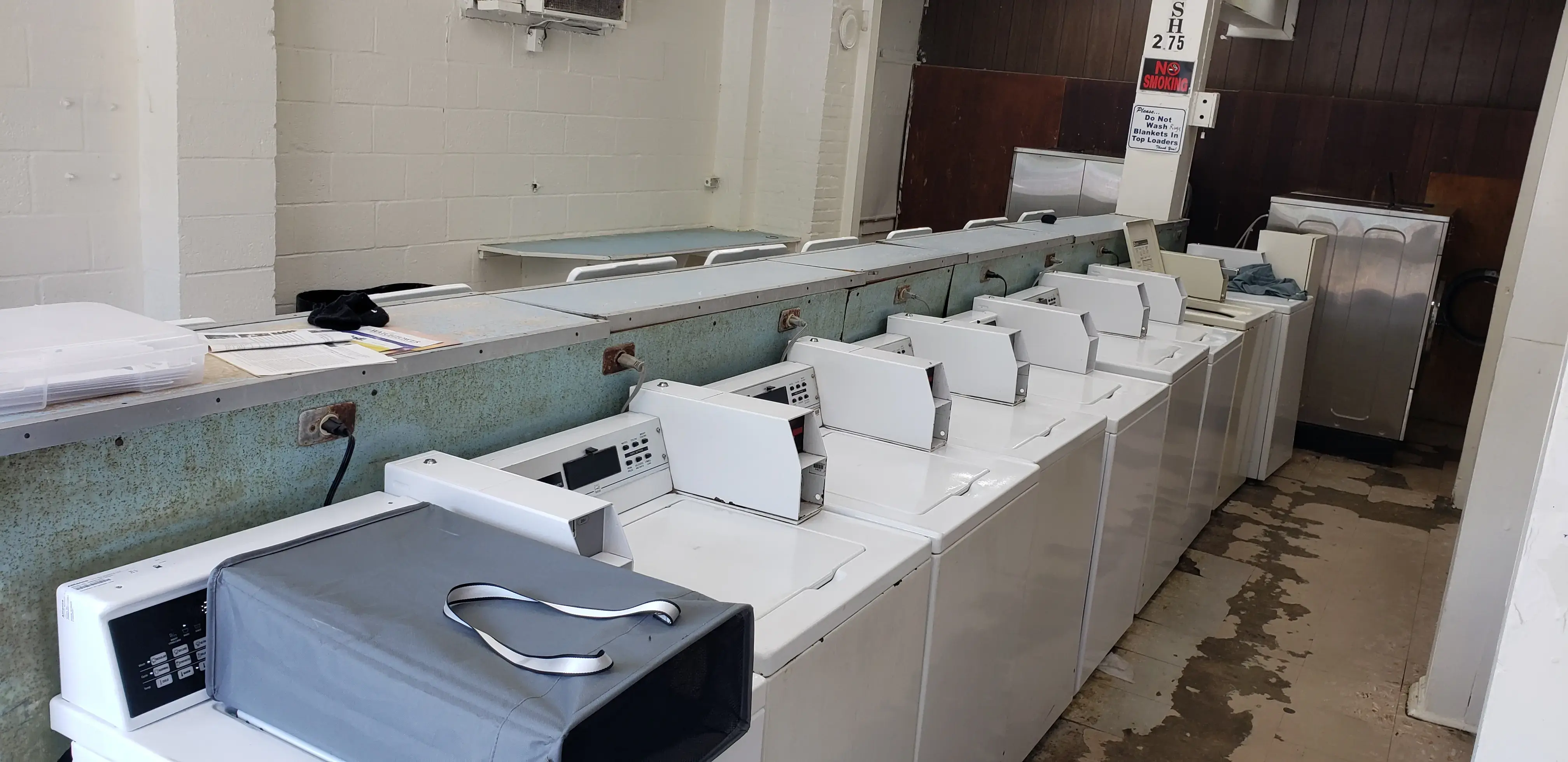 Eastville Laundromat - Image 4