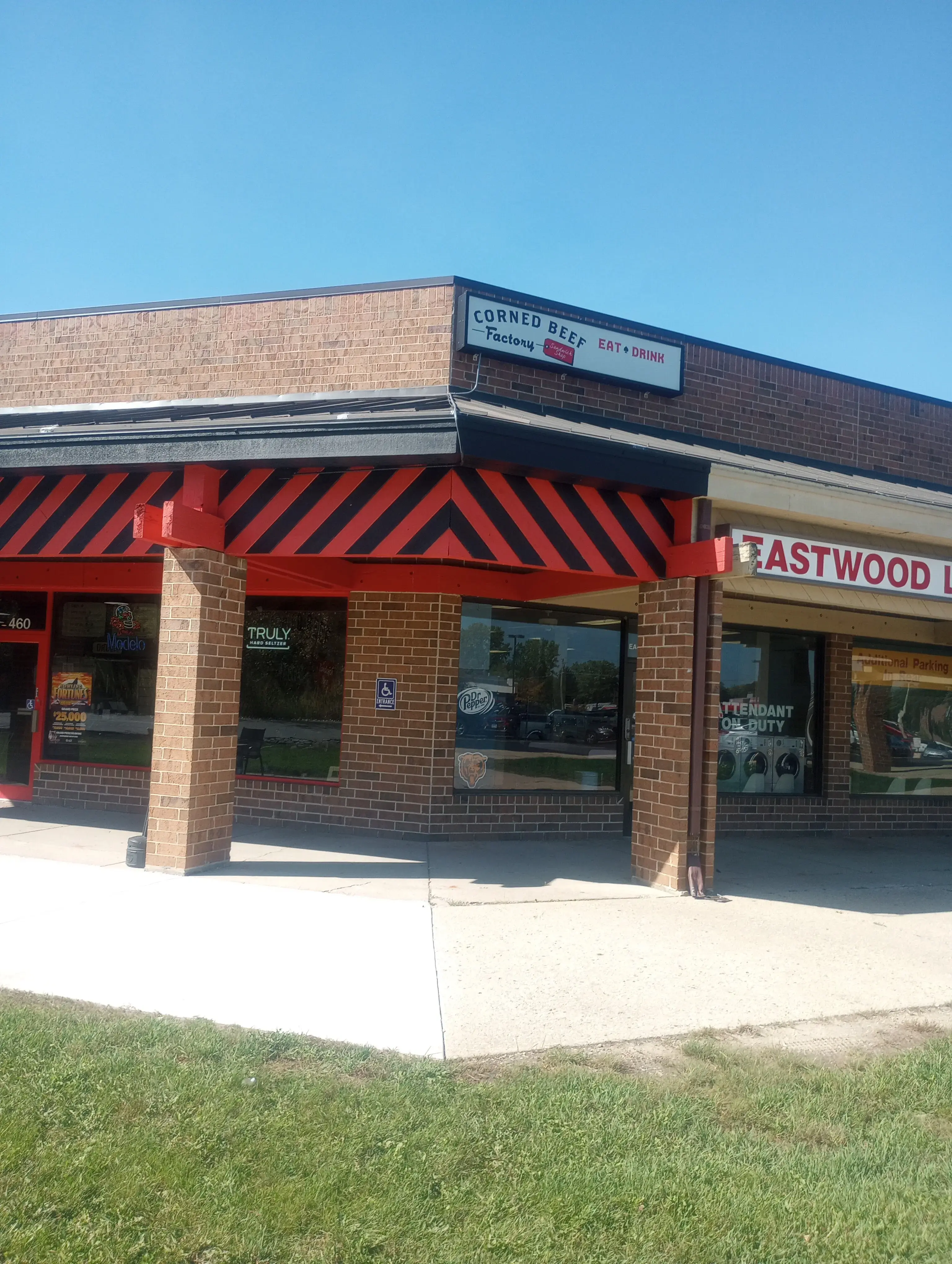 Eastwood Laundromat - Image 5