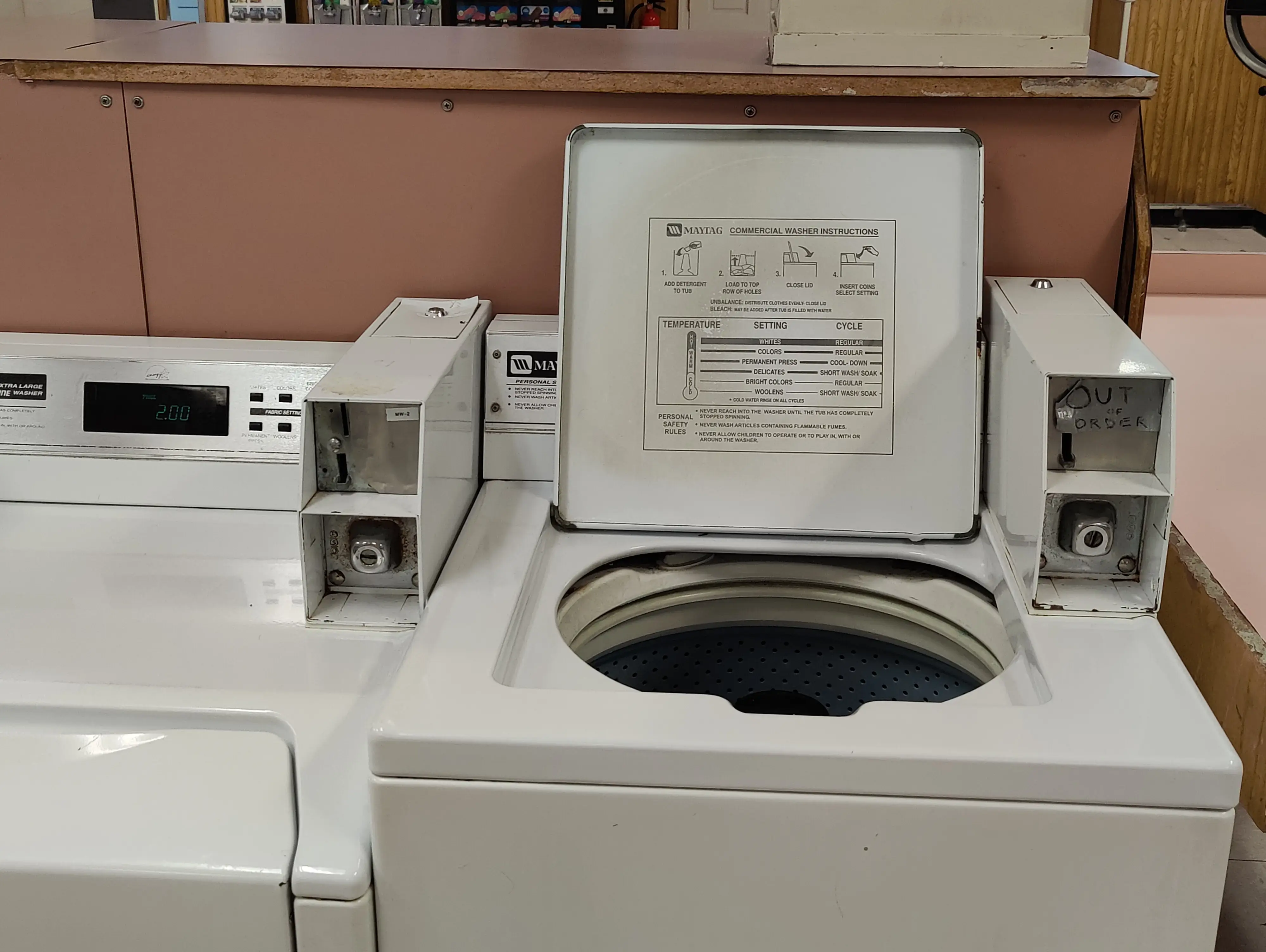 Eastwood Laundromat thumbnail 4