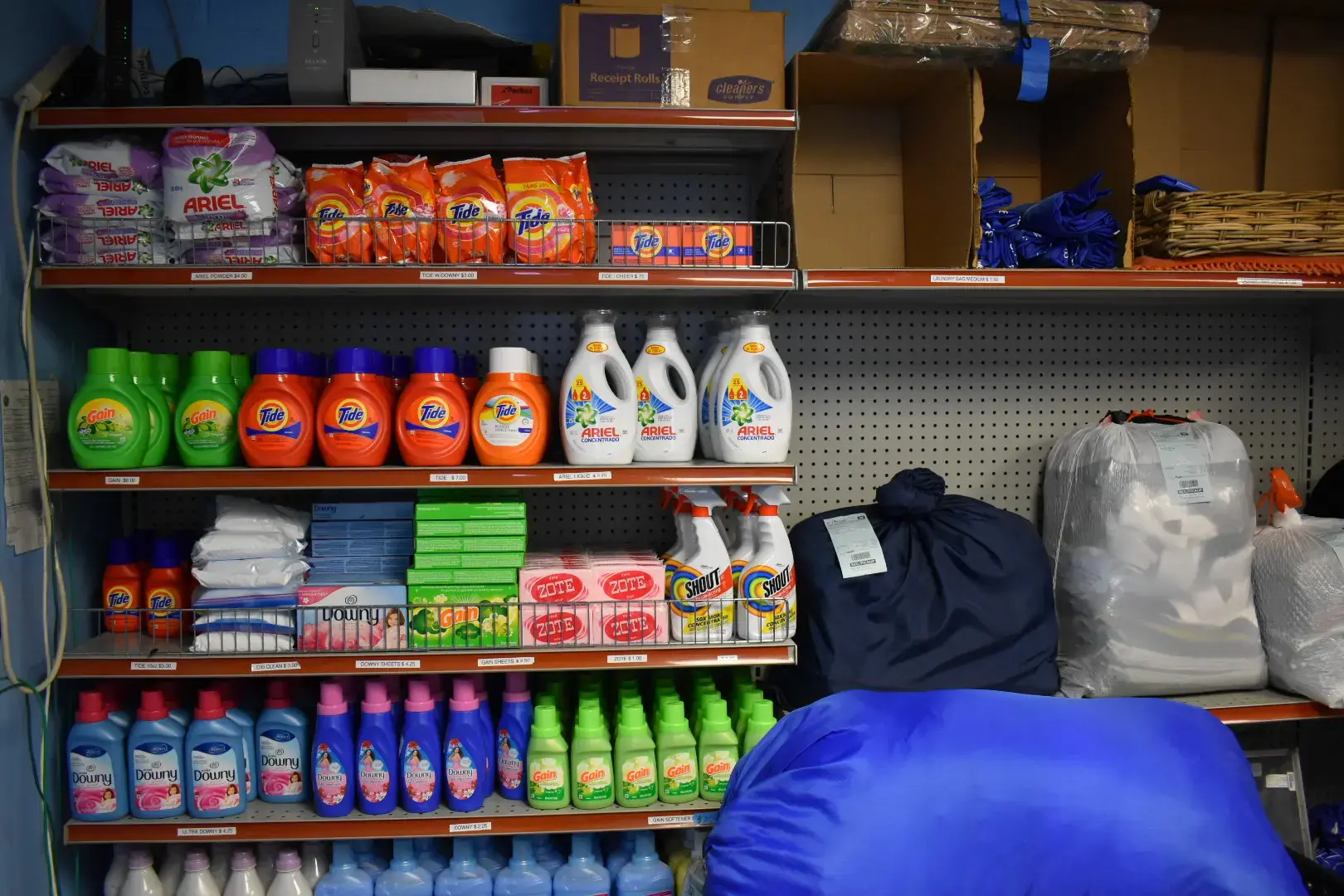 Easy Breezy Laundry & Dry Cleaning - Image 14