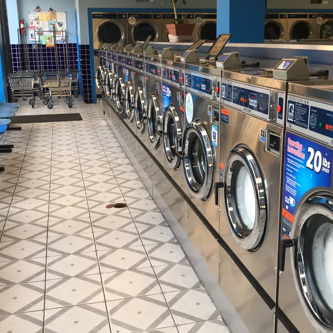 Easy Breezy Laundry & Dry Cleaning - Image 18