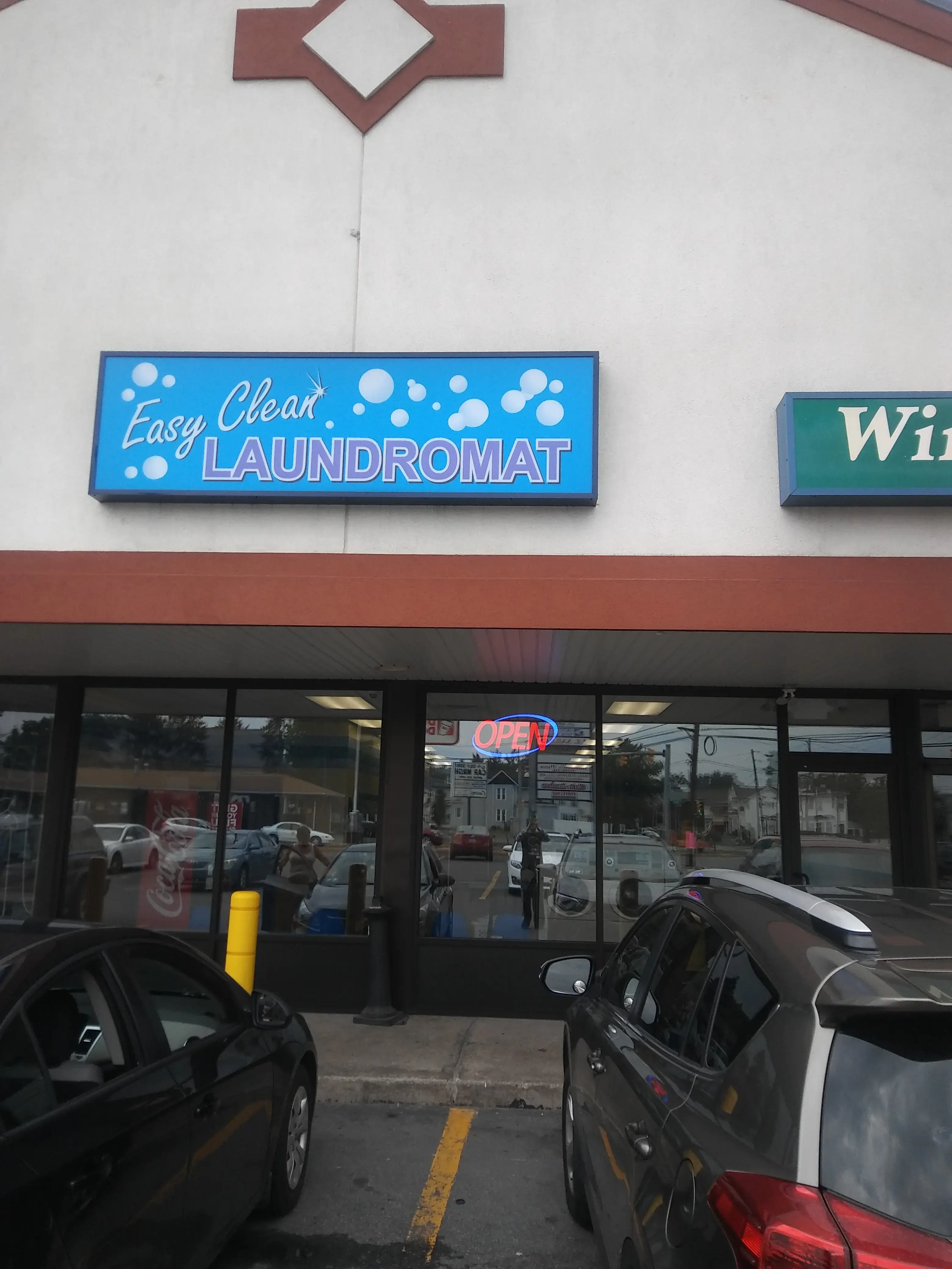 Easy Clean Laundromat in West Pittston thumbnail 1
