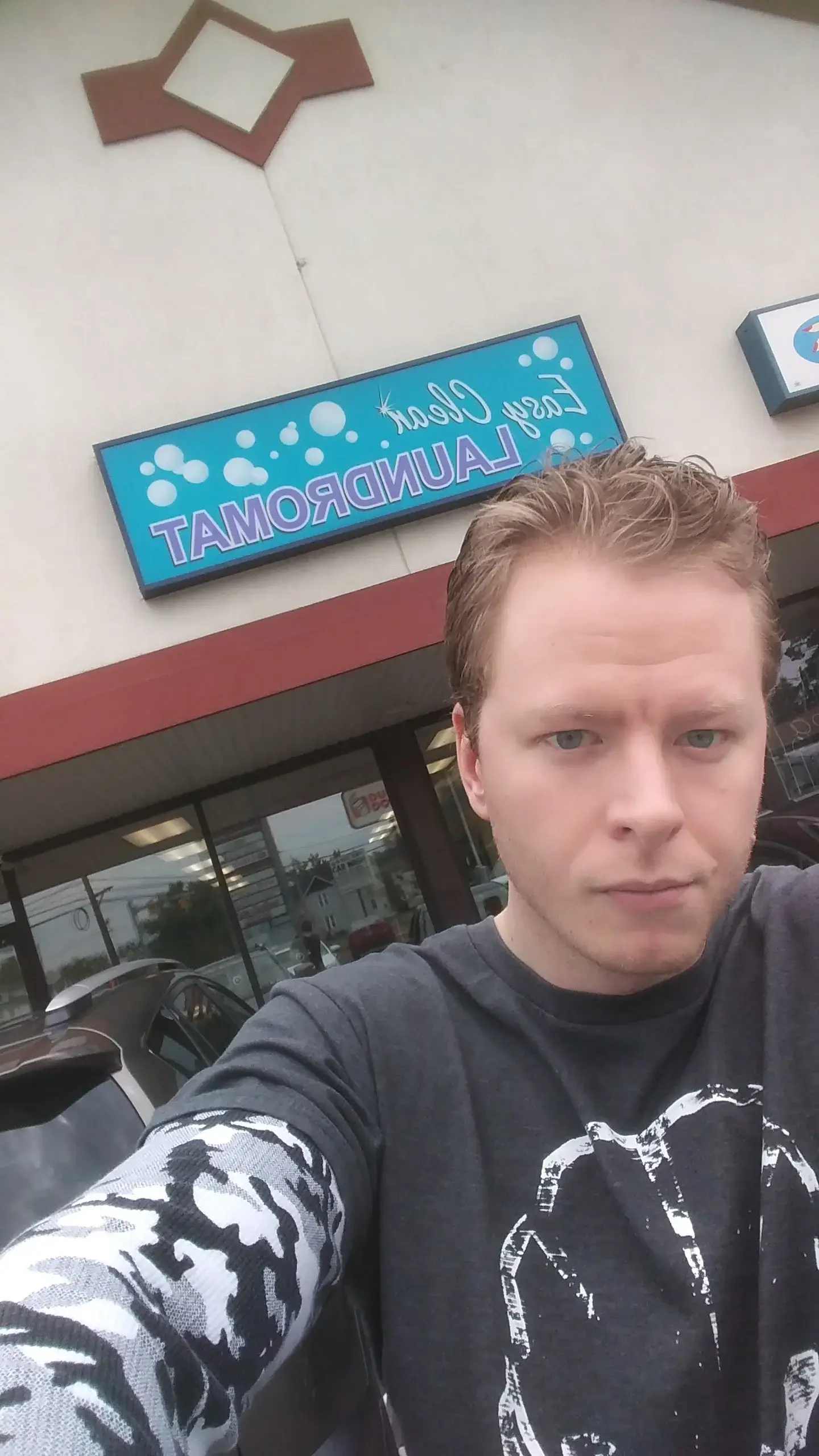 Easy Clean Laundromat in West Pittston thumbnail 4