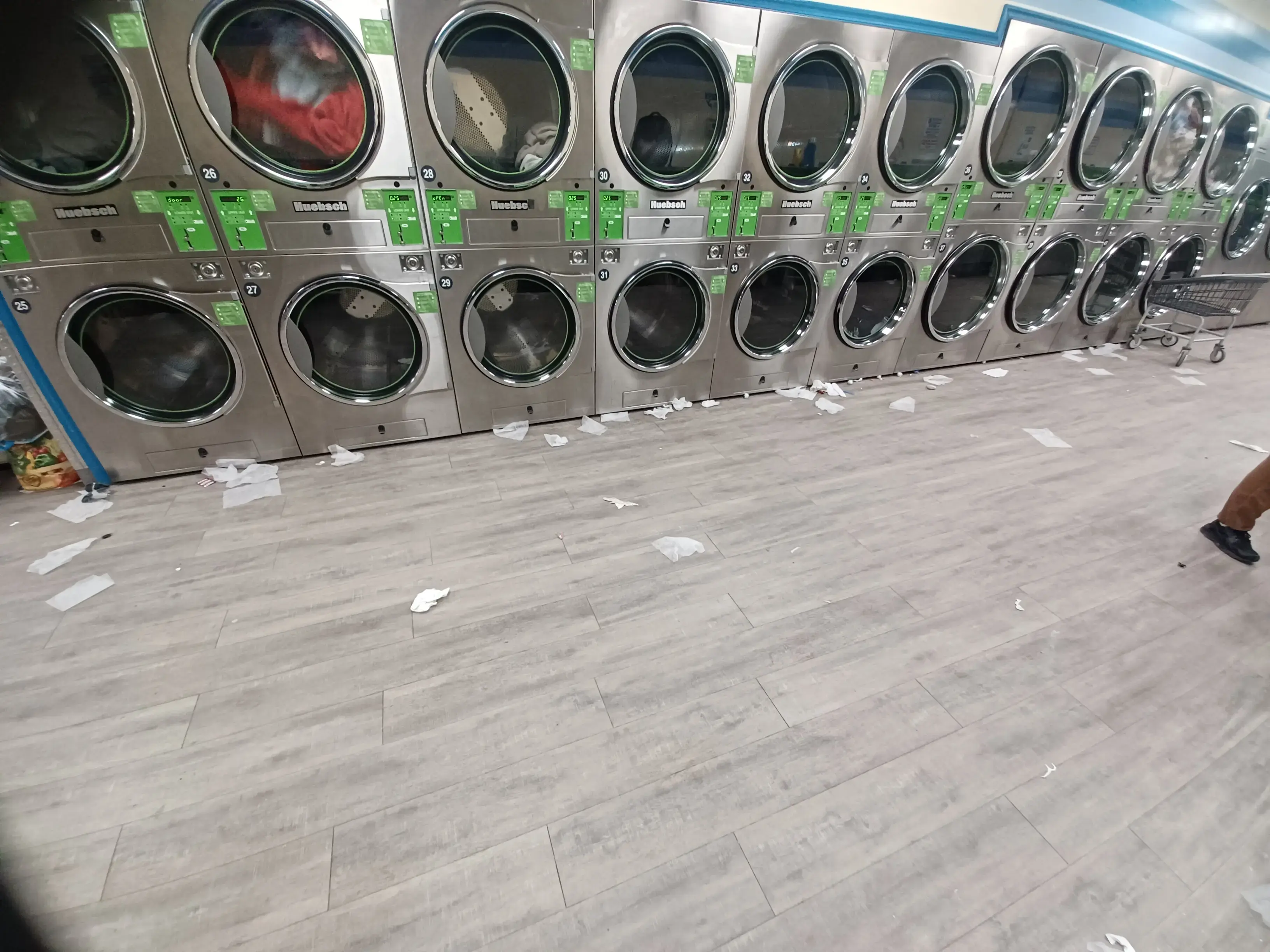 Easy Clean Laundromat in Wilkes-Barre thumbnail 9