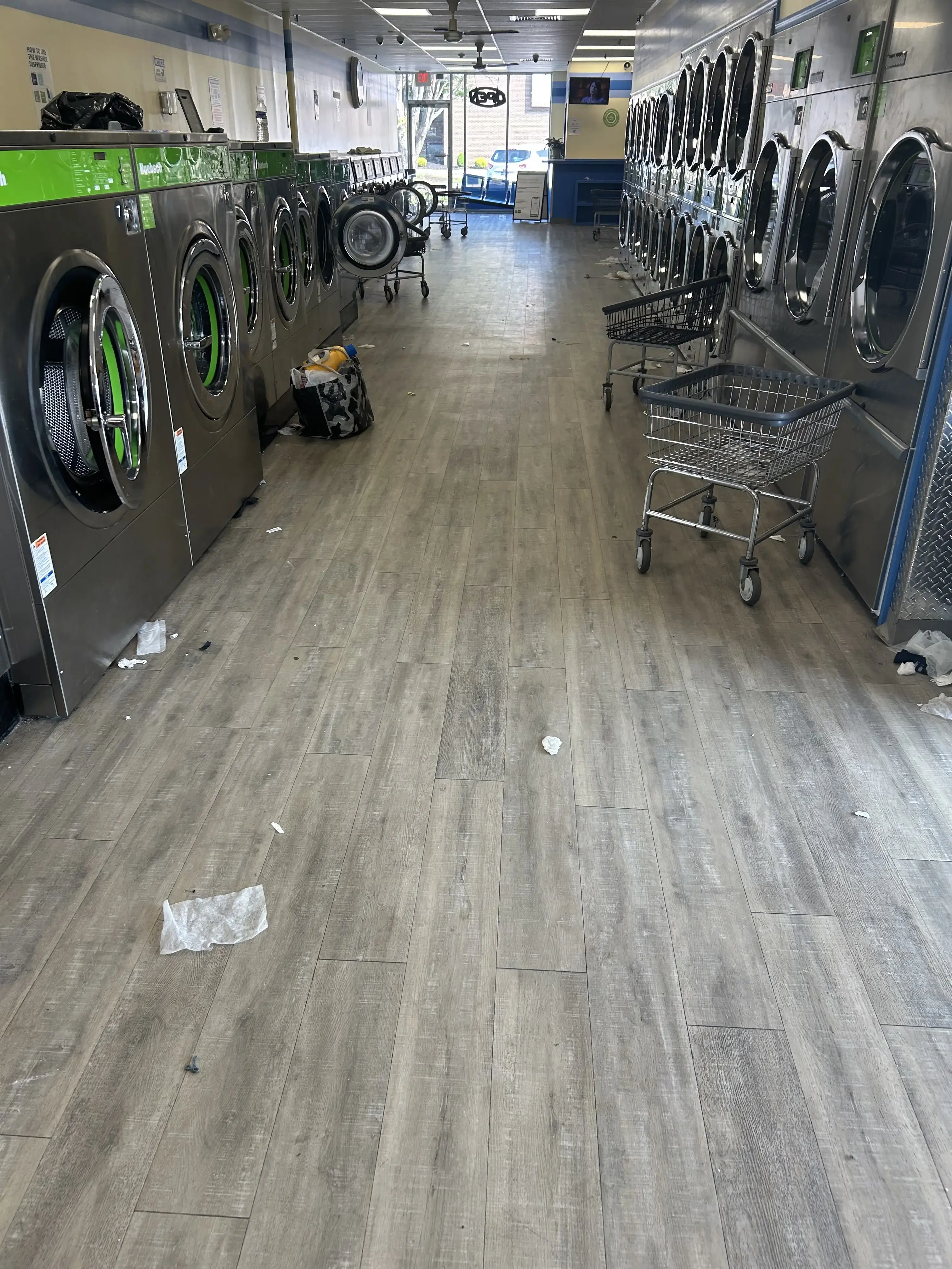 Easy Clean Laundromat in Wilkes-Barre - Image 15