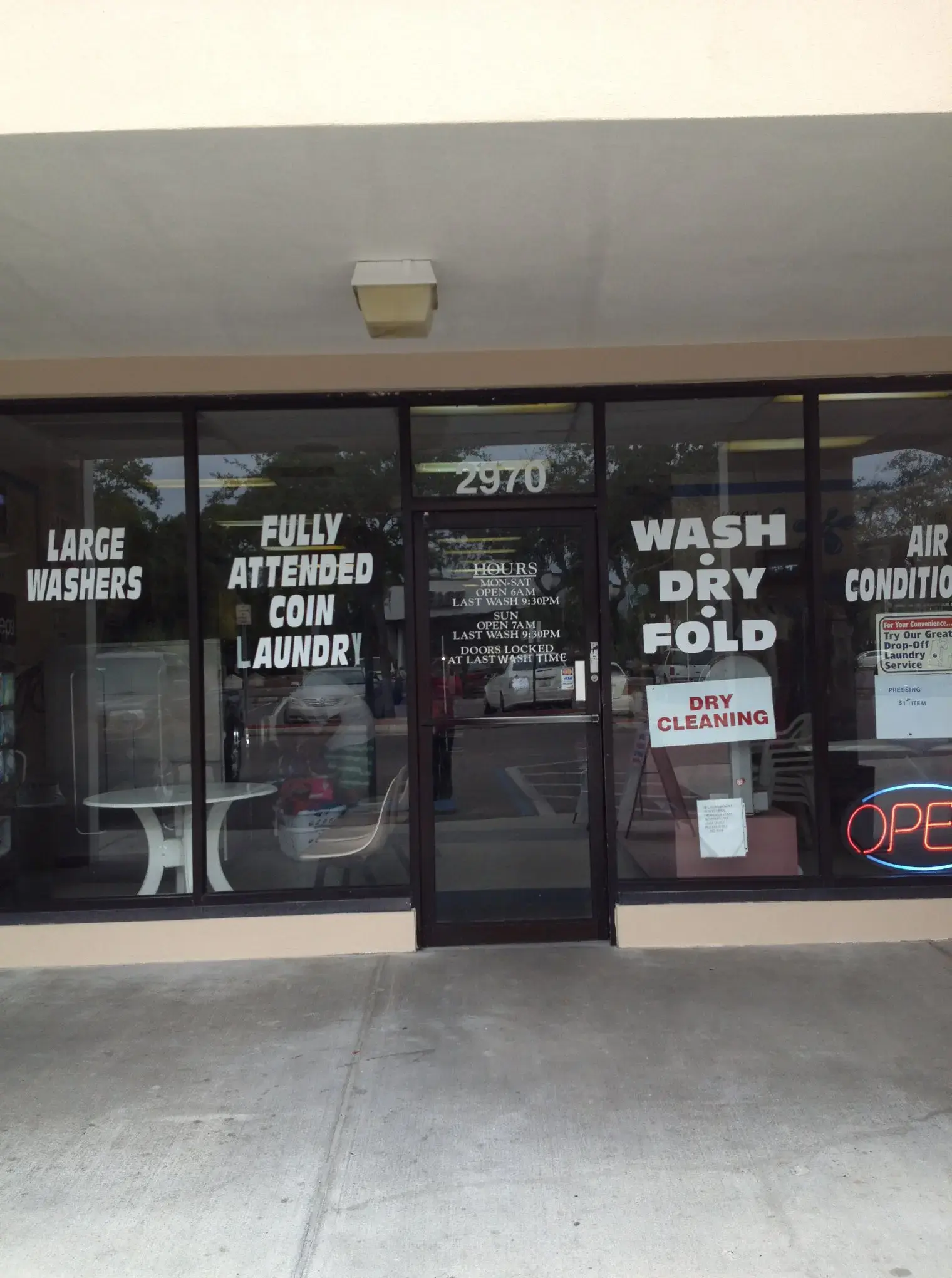 Easy Kleen Laundromat thumbnail 19