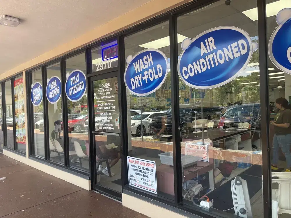 Easy Kleen Laundromat thumbnail 15