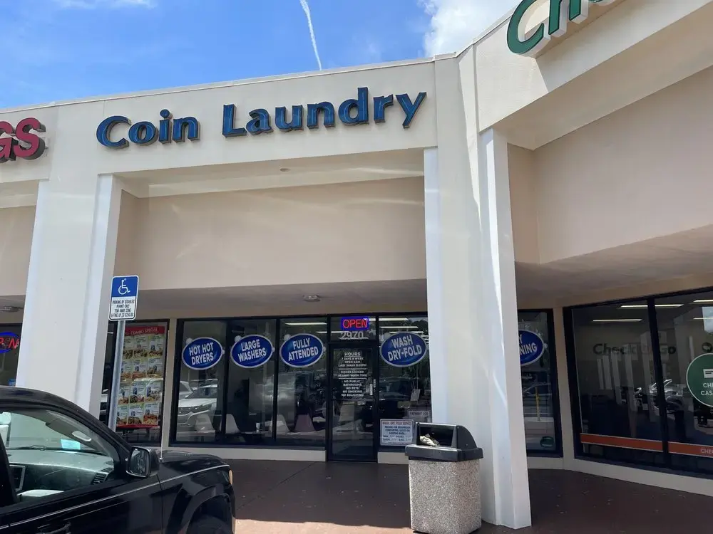 Easy Kleen Laundromat thumbnail 3